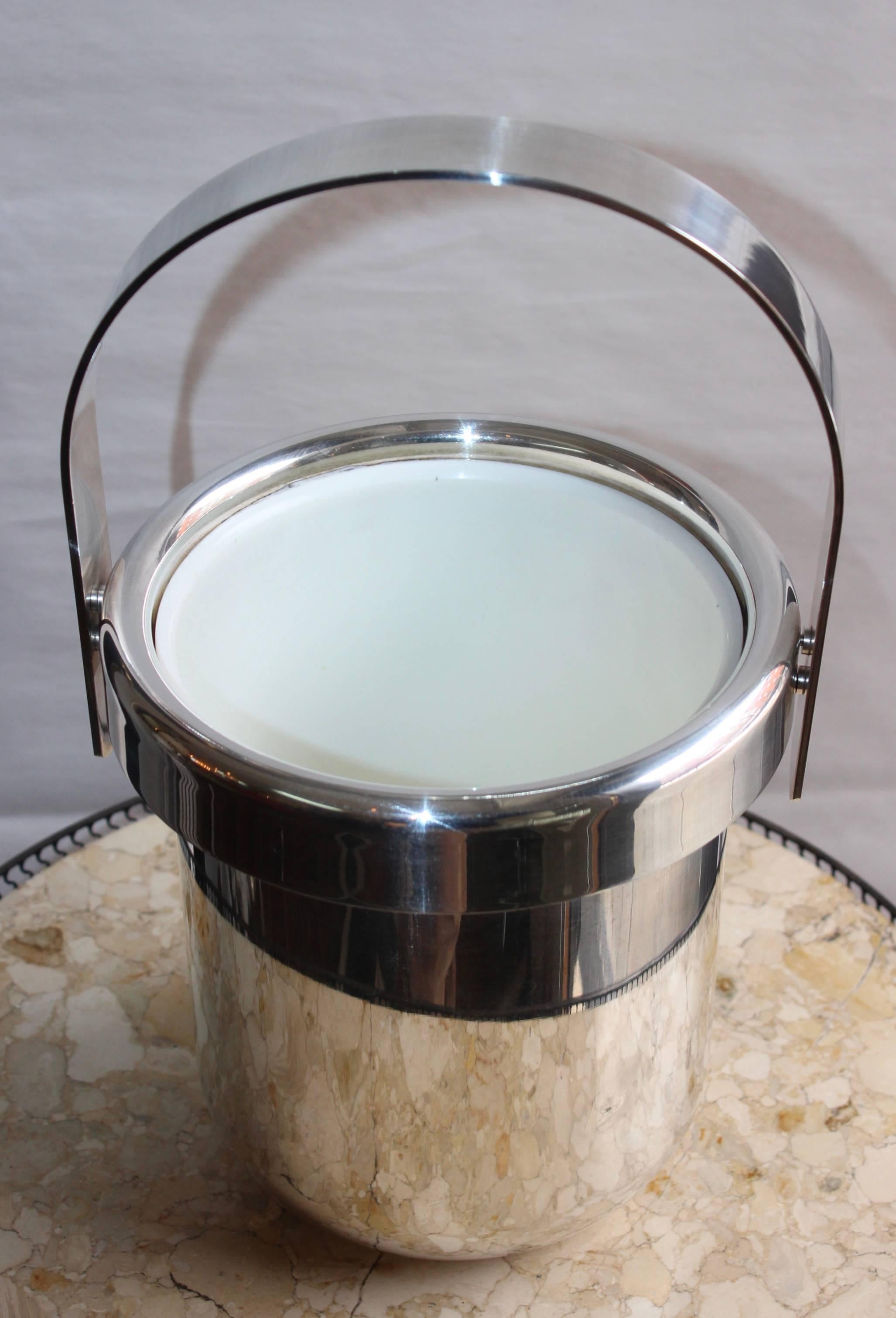1960s Silver Plate Italian Ice Bucket by Argente In Good Condition In New York, NY