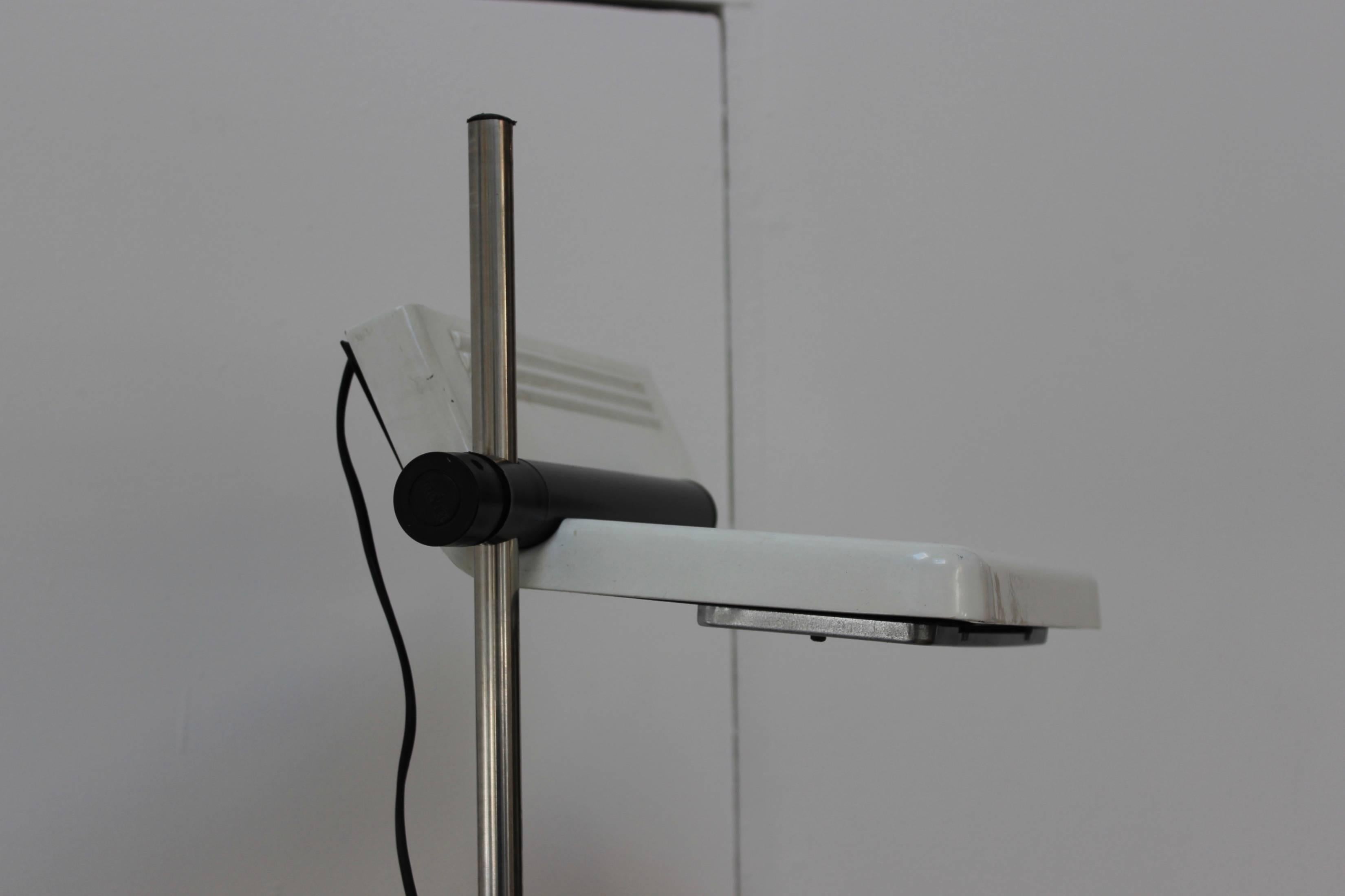 Arteluce Chrome Floor Lamp In Good Condition For Sale In New York, NY