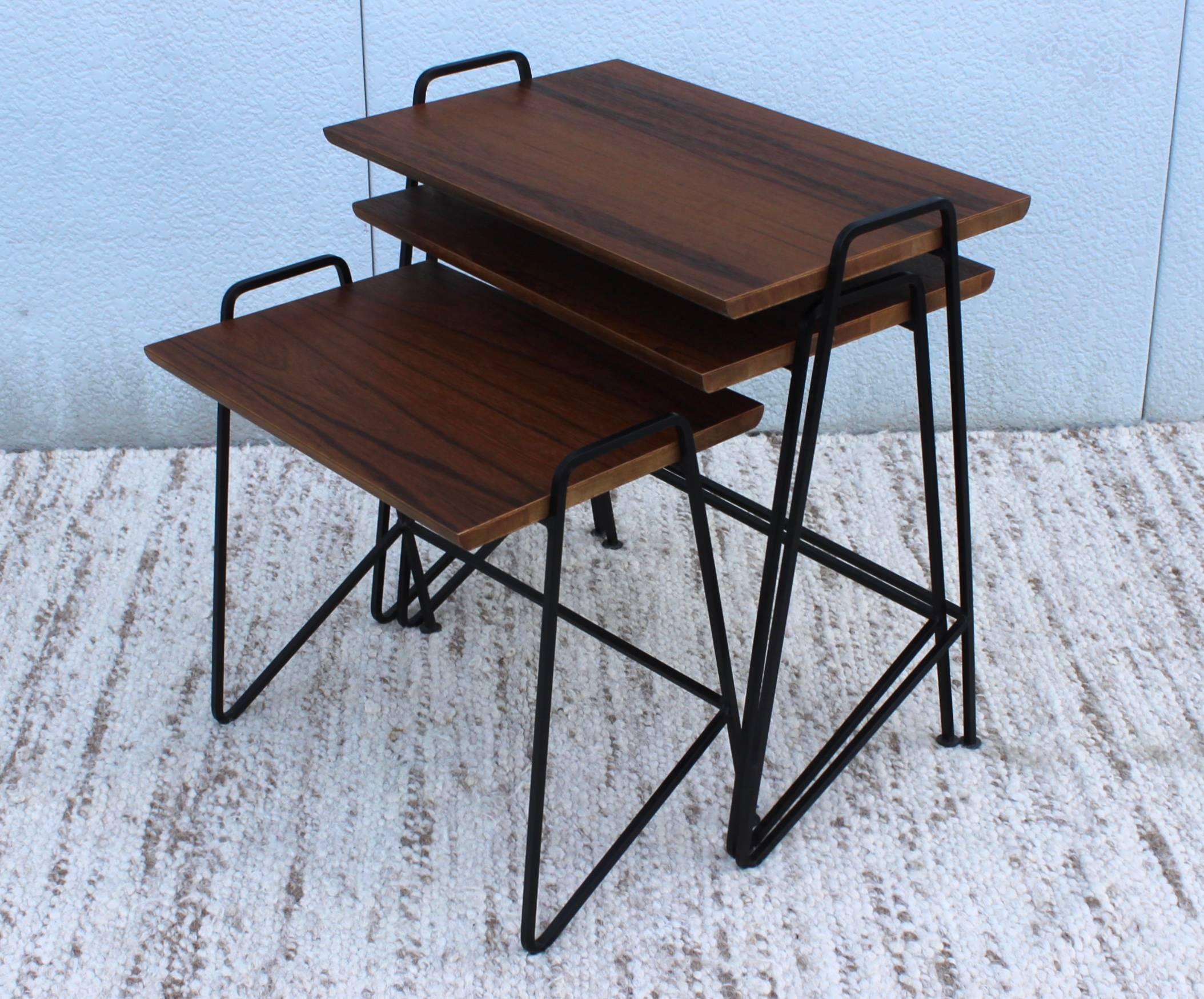Tony Paul Modernist Nesting Tables In Excellent Condition In New York, NY