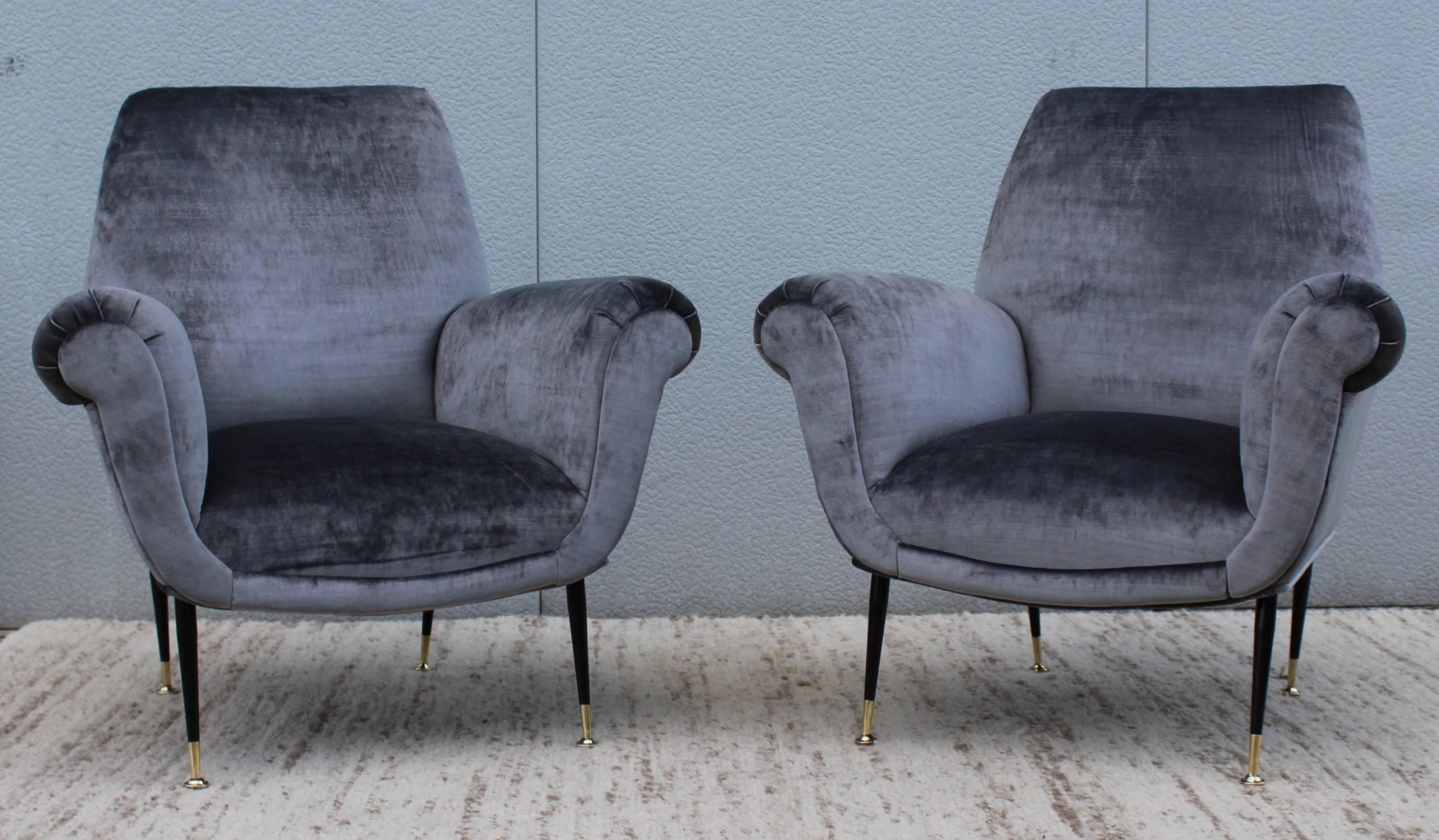 Stunning pair of 1950s Gigi Radice Italian armchairs, fully restored and newly upholstered in velvet.