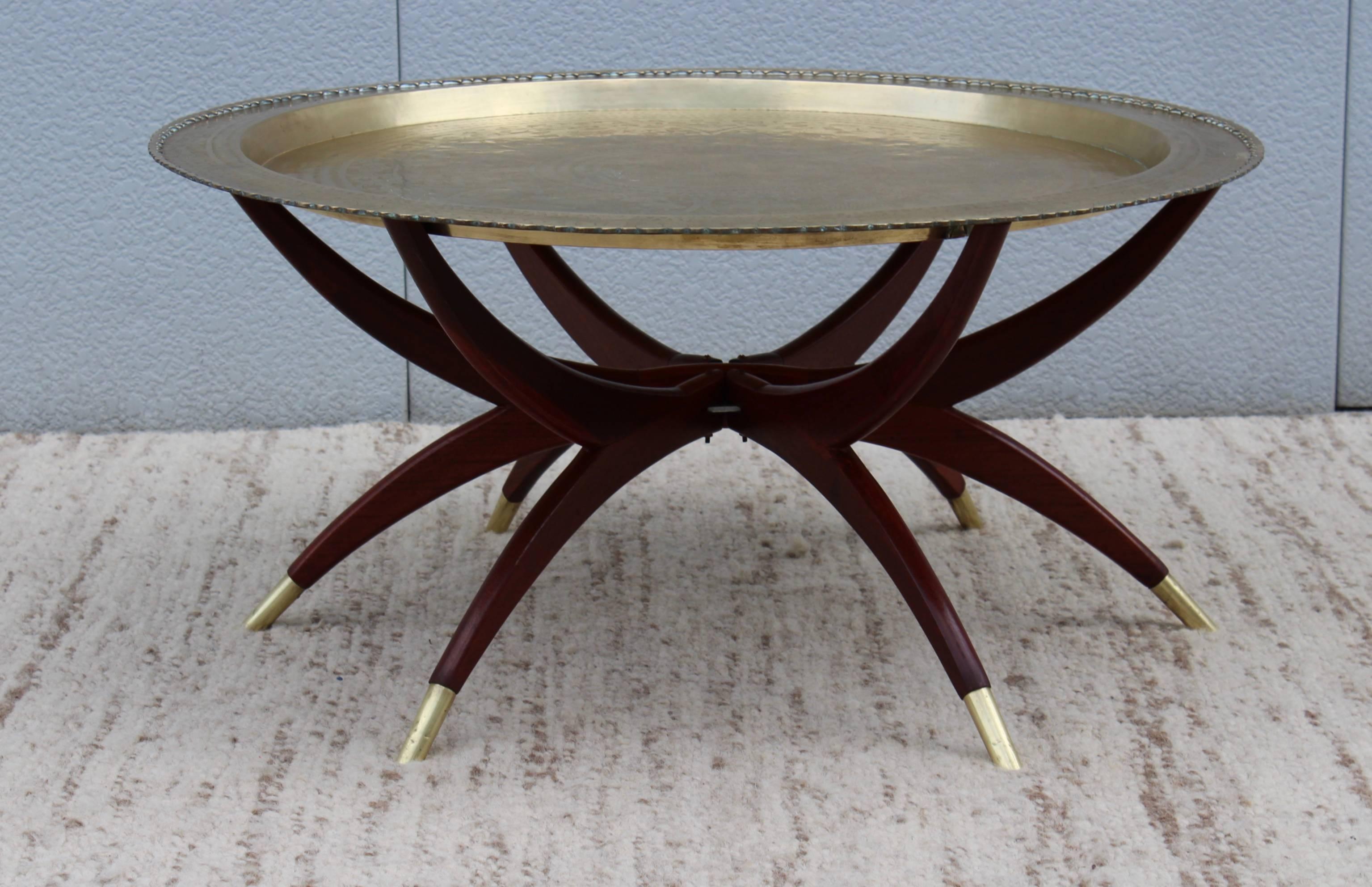 1960s spider base with brass sabots and brass tray top with inlay animals details.