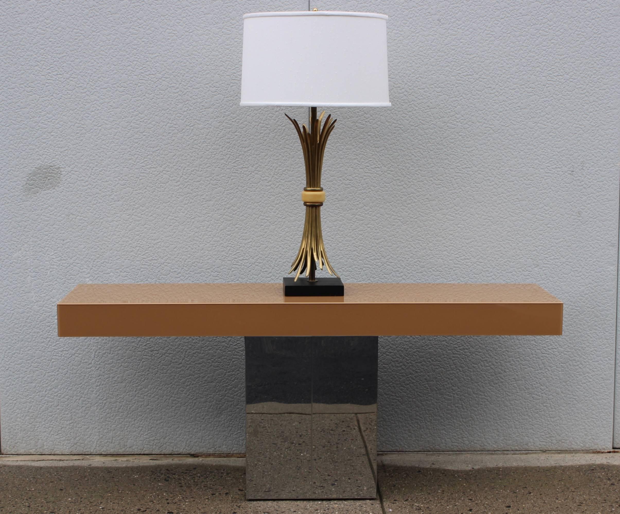 1980s bronze table lamp by Chapman.

Height to light socket 26

Shade for photography only.