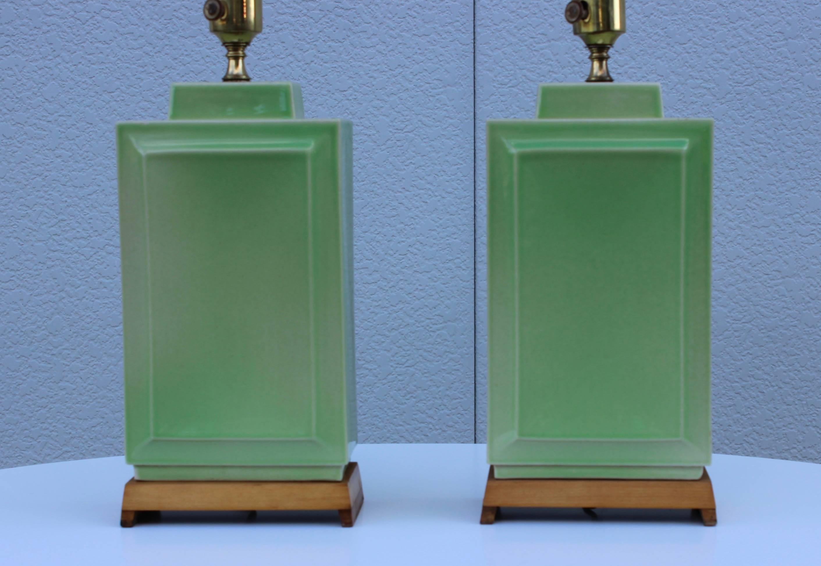 20th Century 1940s Ceramic Table Lamps By Lightolier