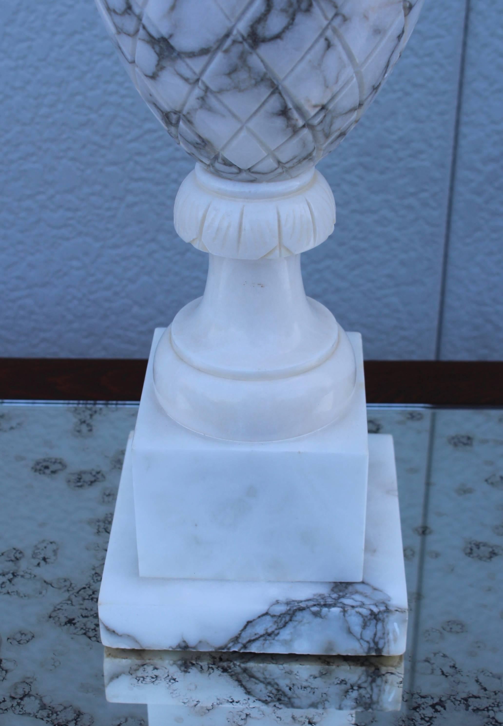 1960s Italian Marble Tall Table Lamp For Sale 1