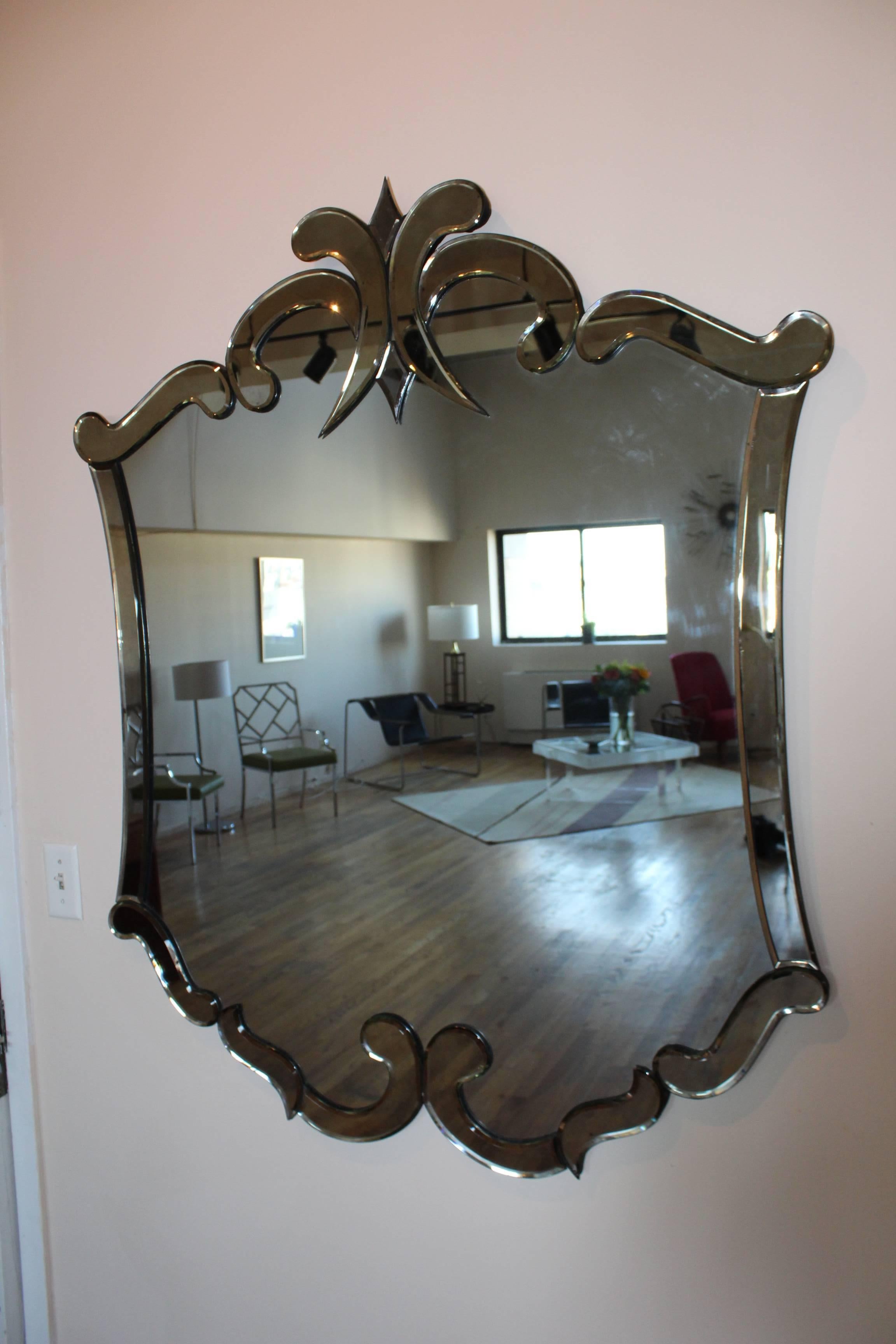 1940s Venetian Style Mirror In Good Condition In New York, NY