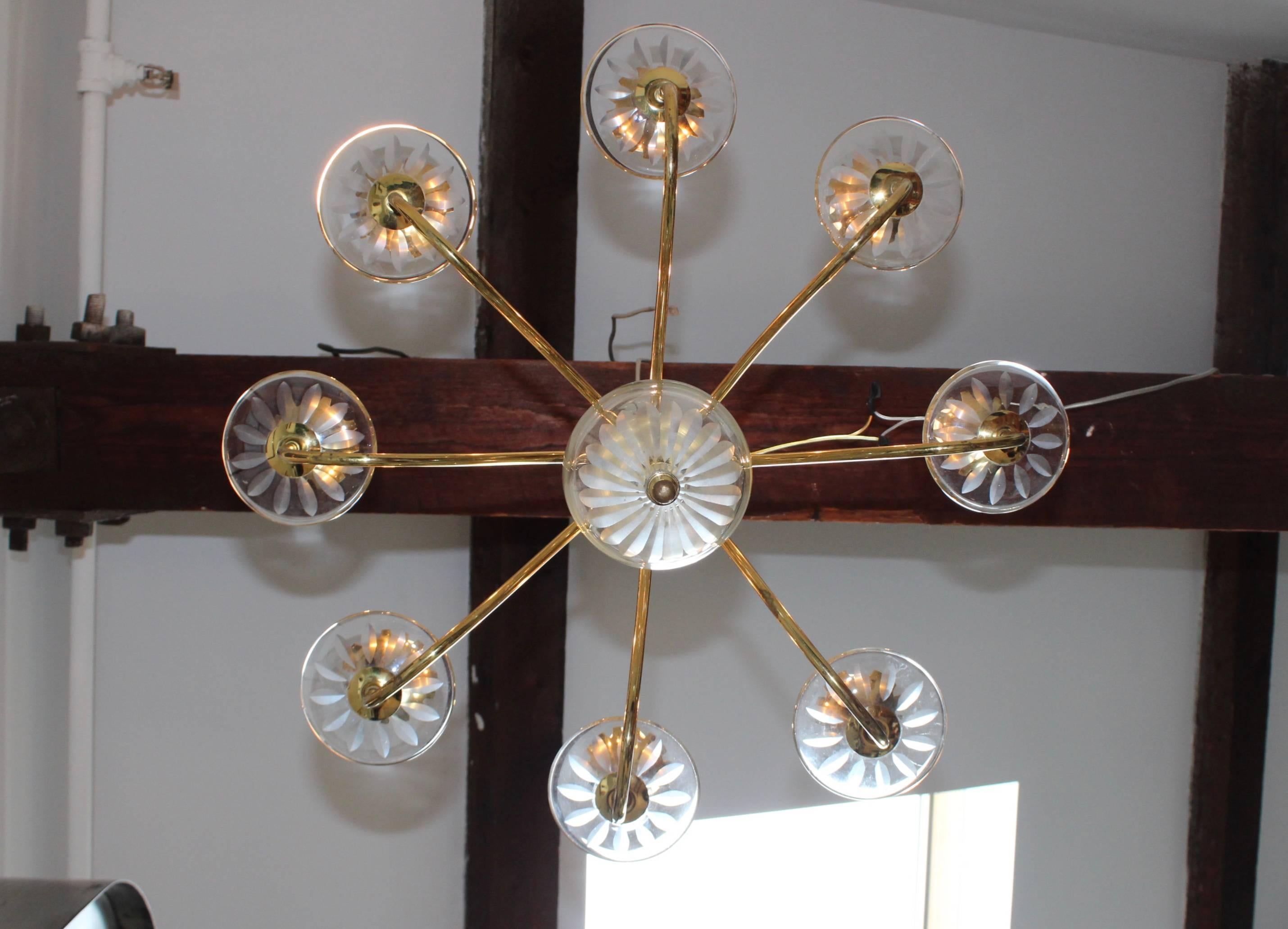 Mid-Century Modern 1950s Brass and Etched Glass Chandelier by Lightolier