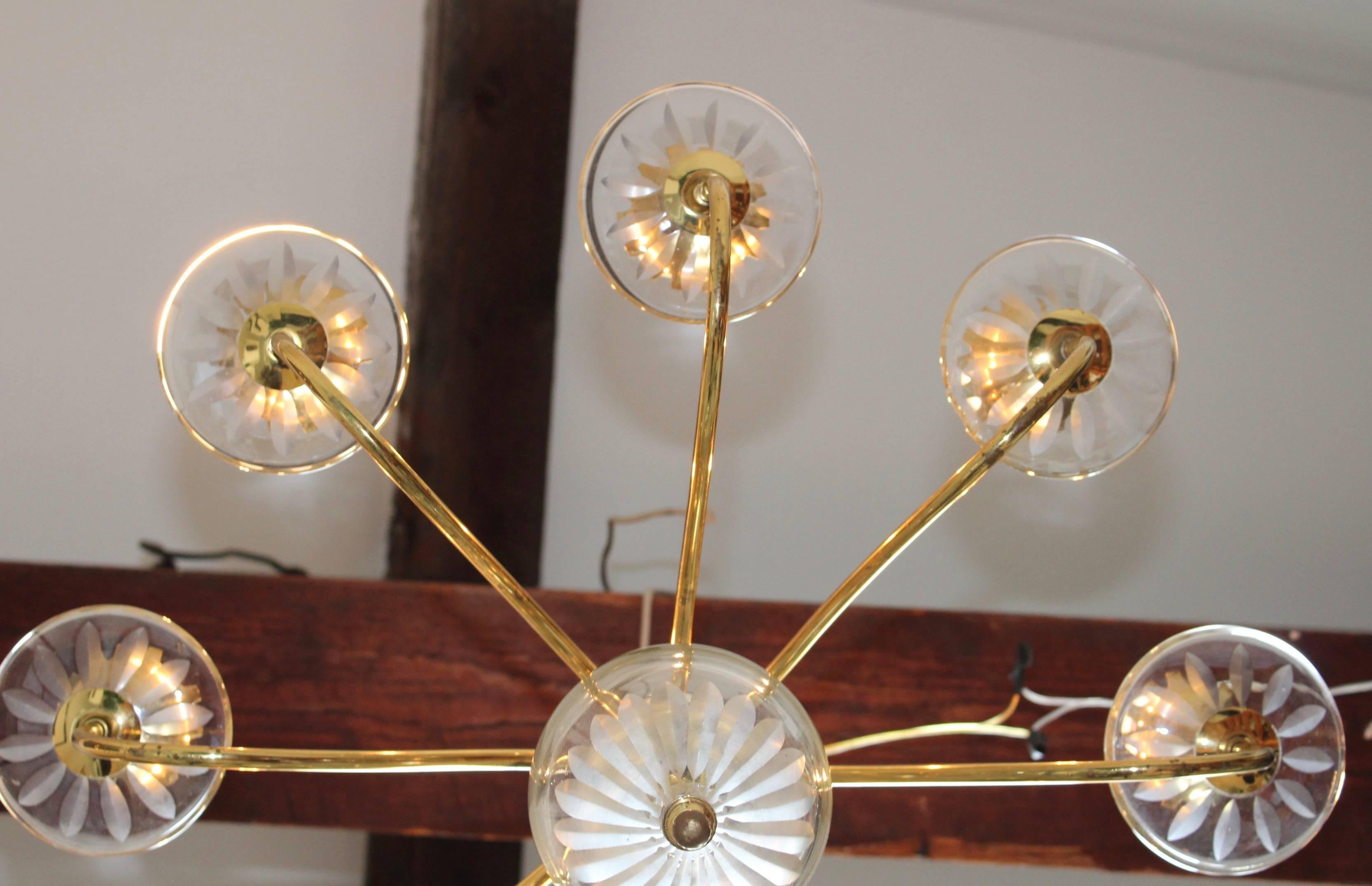 20th Century 1950s Brass and Etched Glass Chandelier by Lightolier