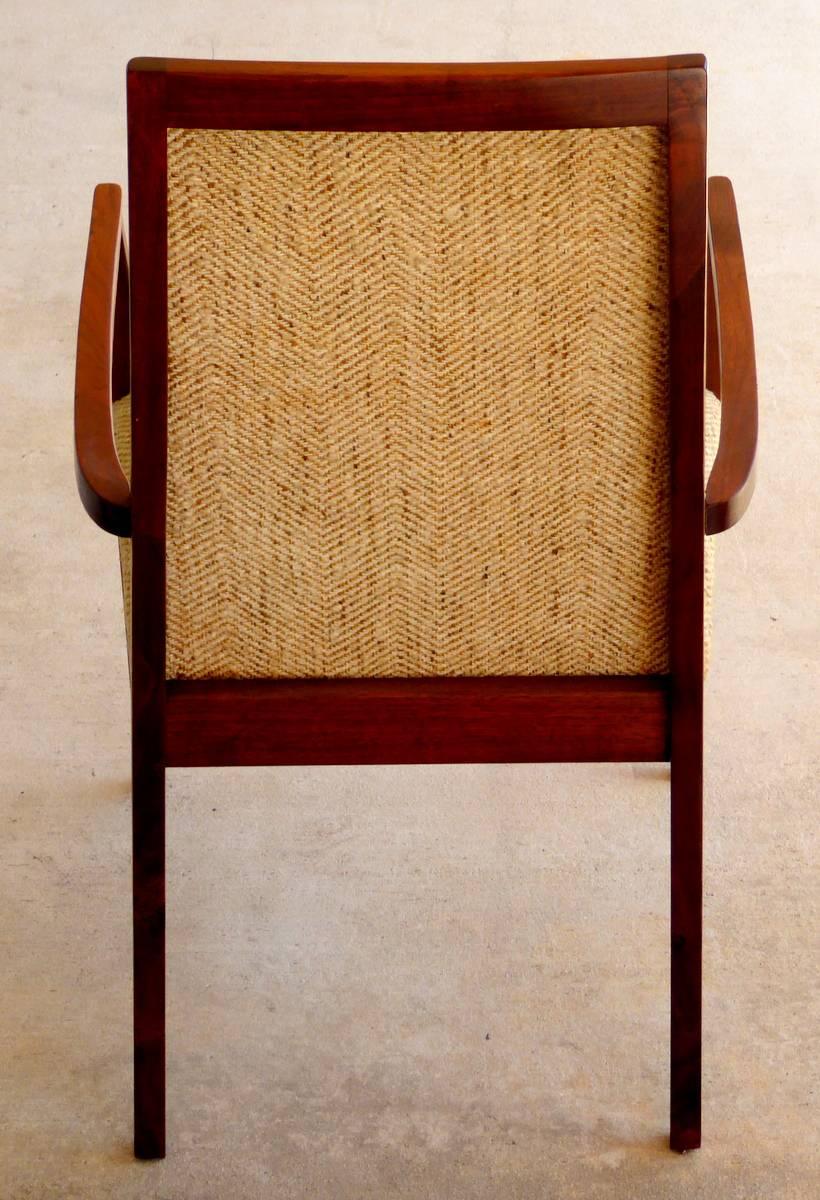 Set of Six Walnut Dining Chairs by Dillingham In Good Condition For Sale In Palm Beach Gardens, FL