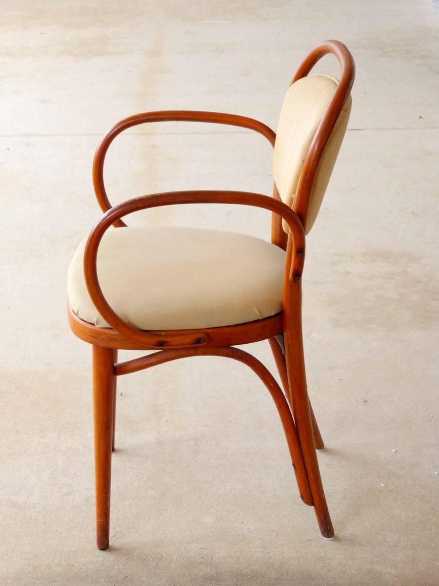 Set of Four Armchairs by Thonet In Good Condition For Sale In Palm Beach Gardens, FL
