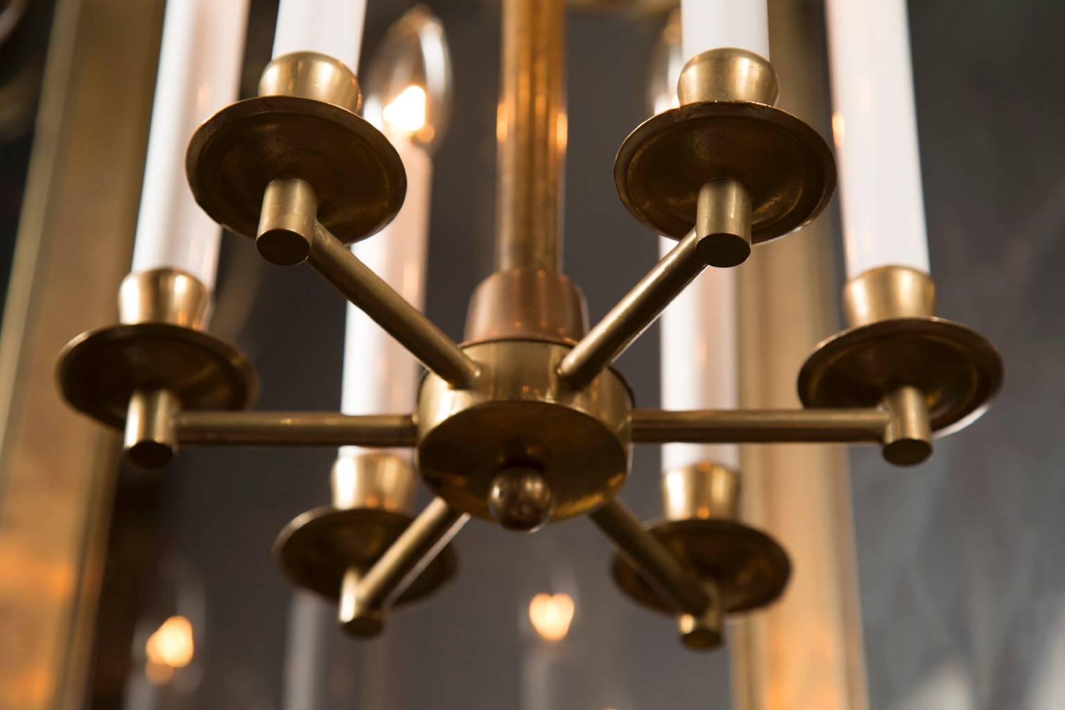Bronze Grande lanterne italienne hexagonale en bronze, milieu du 20e siècle en vente