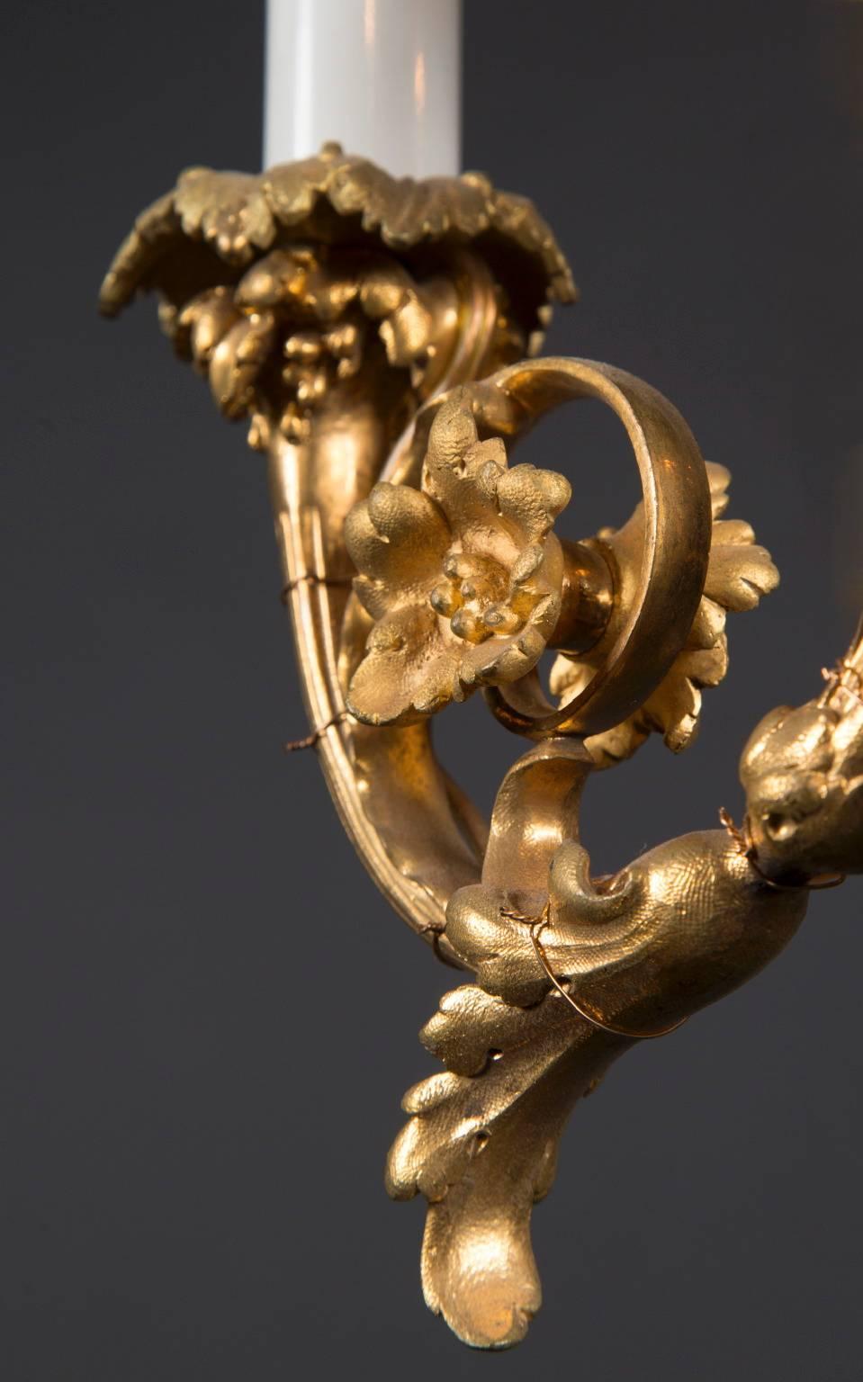 Louis XVI Bronze d'Ore Kronleuchter, Französisch 19.  im Zustand „Hervorragend“ im Angebot in New Orleans, LA