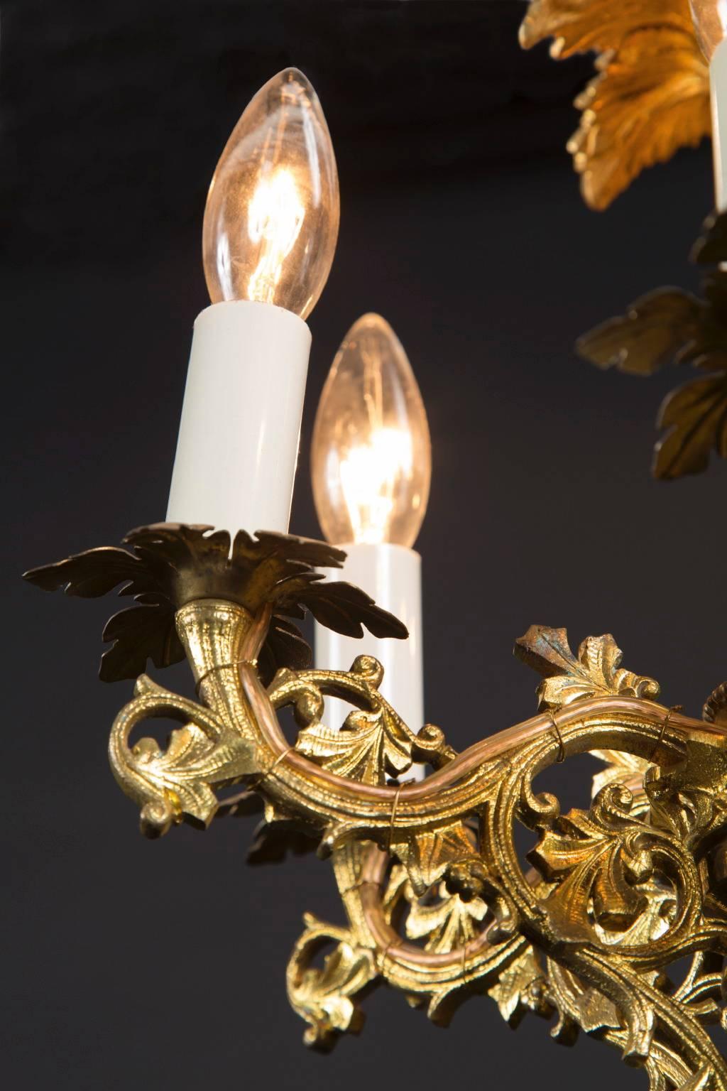 Small Louis XVI Bronze Chandelier, French 19th Century For Sale 1