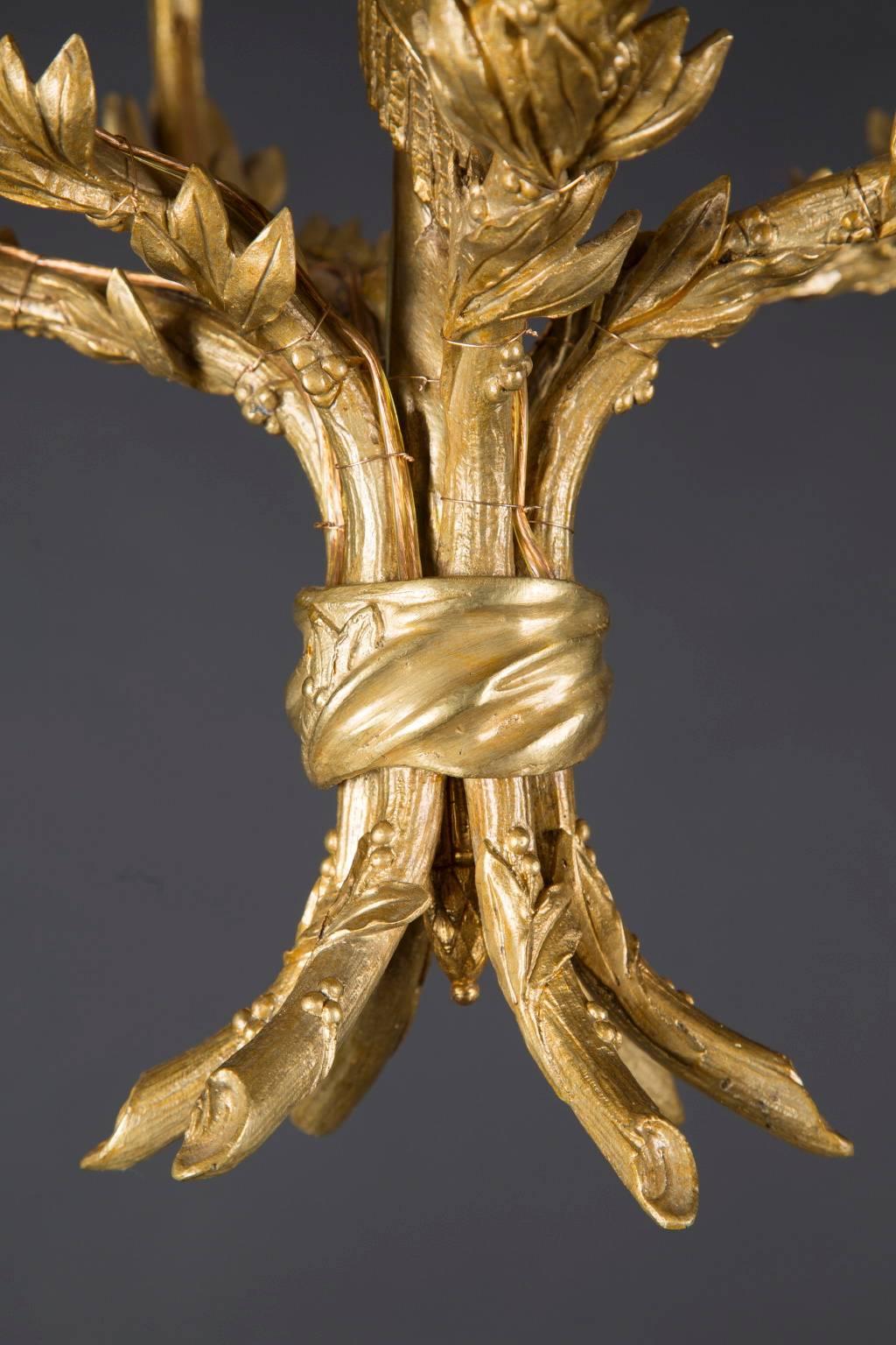 Bronze Lustre à chérubin volant en bronze du XIXe siècle en vente