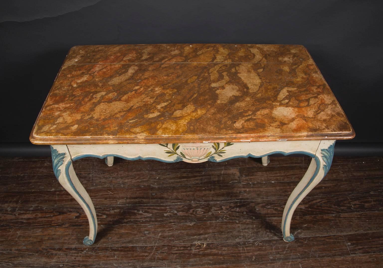 Painted Italian Console Table, Early 20th Century  In Good Condition For Sale In New Orleans, LA