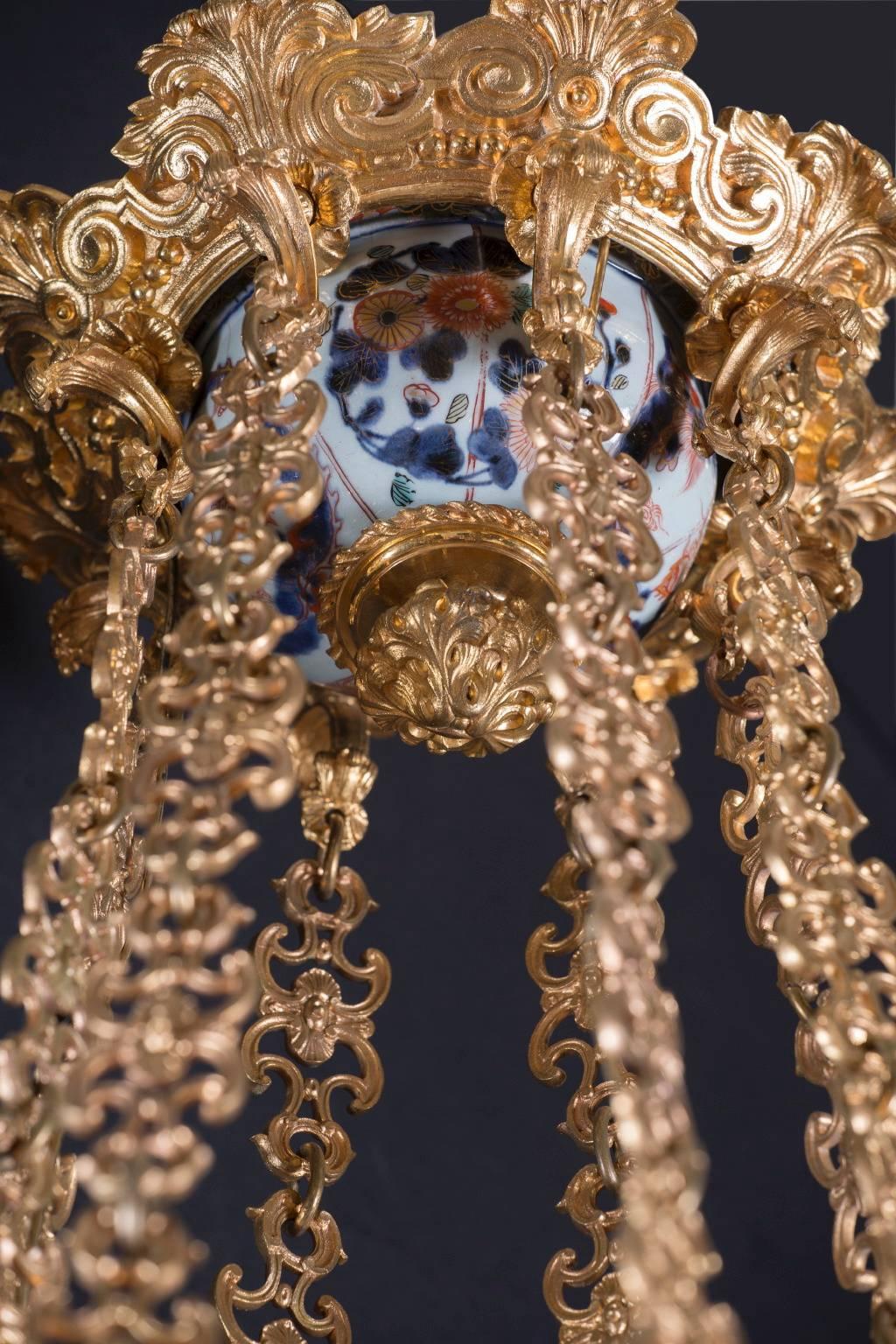 Antique Bronze and Imari Porcelain Chandelier Covered in Gold 4