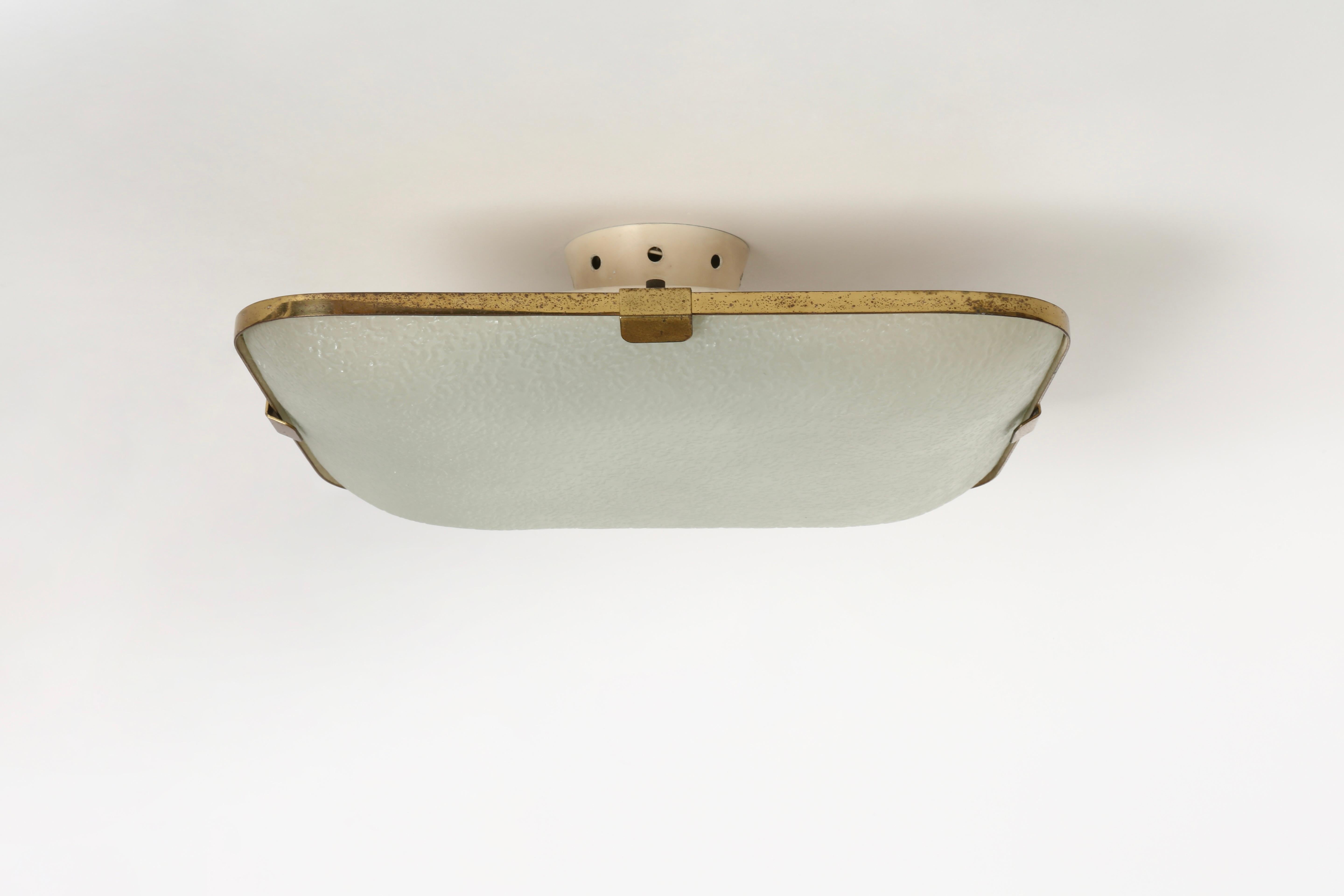 Fontana Arte flush mount ceiling light Model 1485, Italy circa 1960s For Sale 6