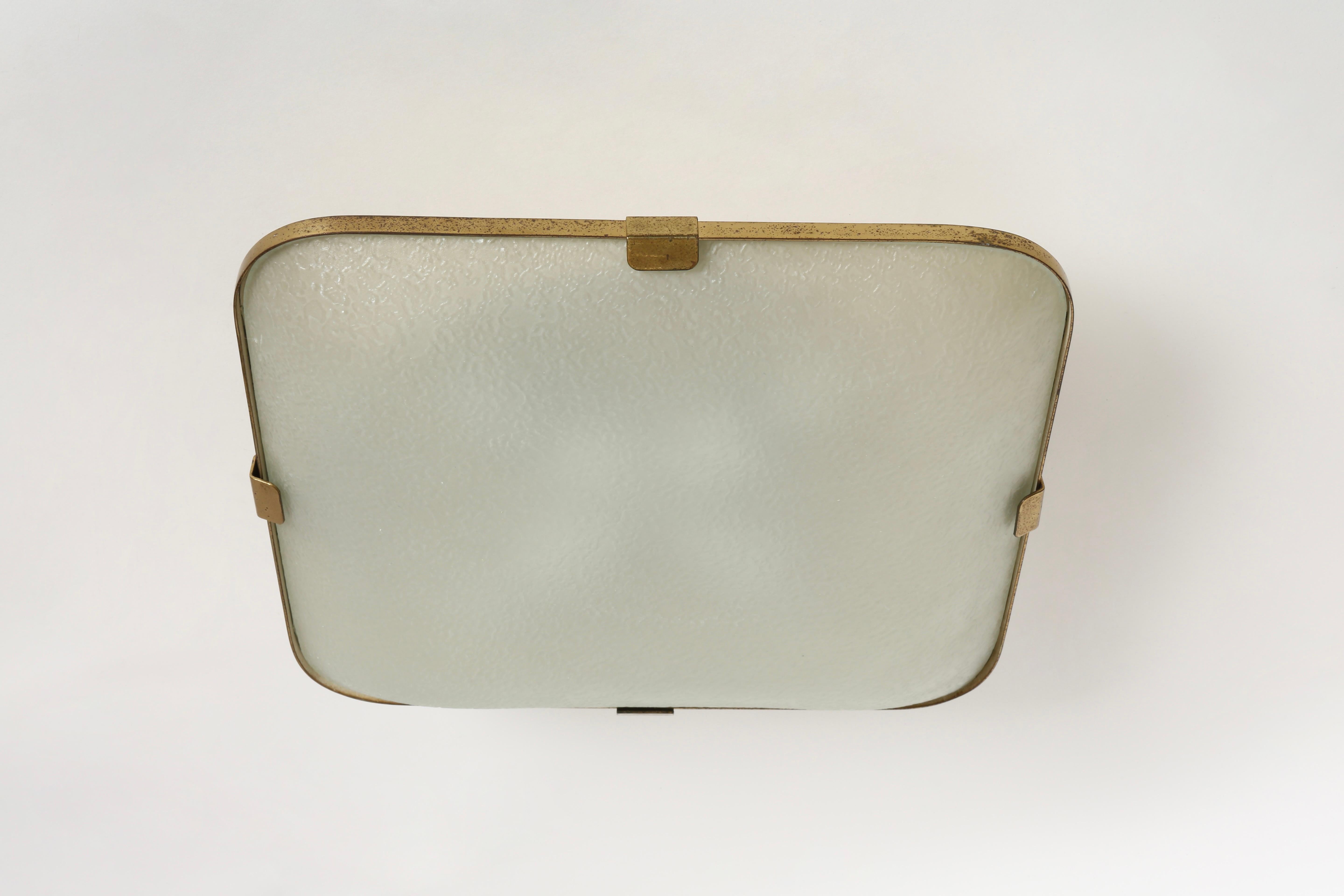 Fontana Arte flush mount ceiling light Model 1485, Italy circa 1960s For Sale 3