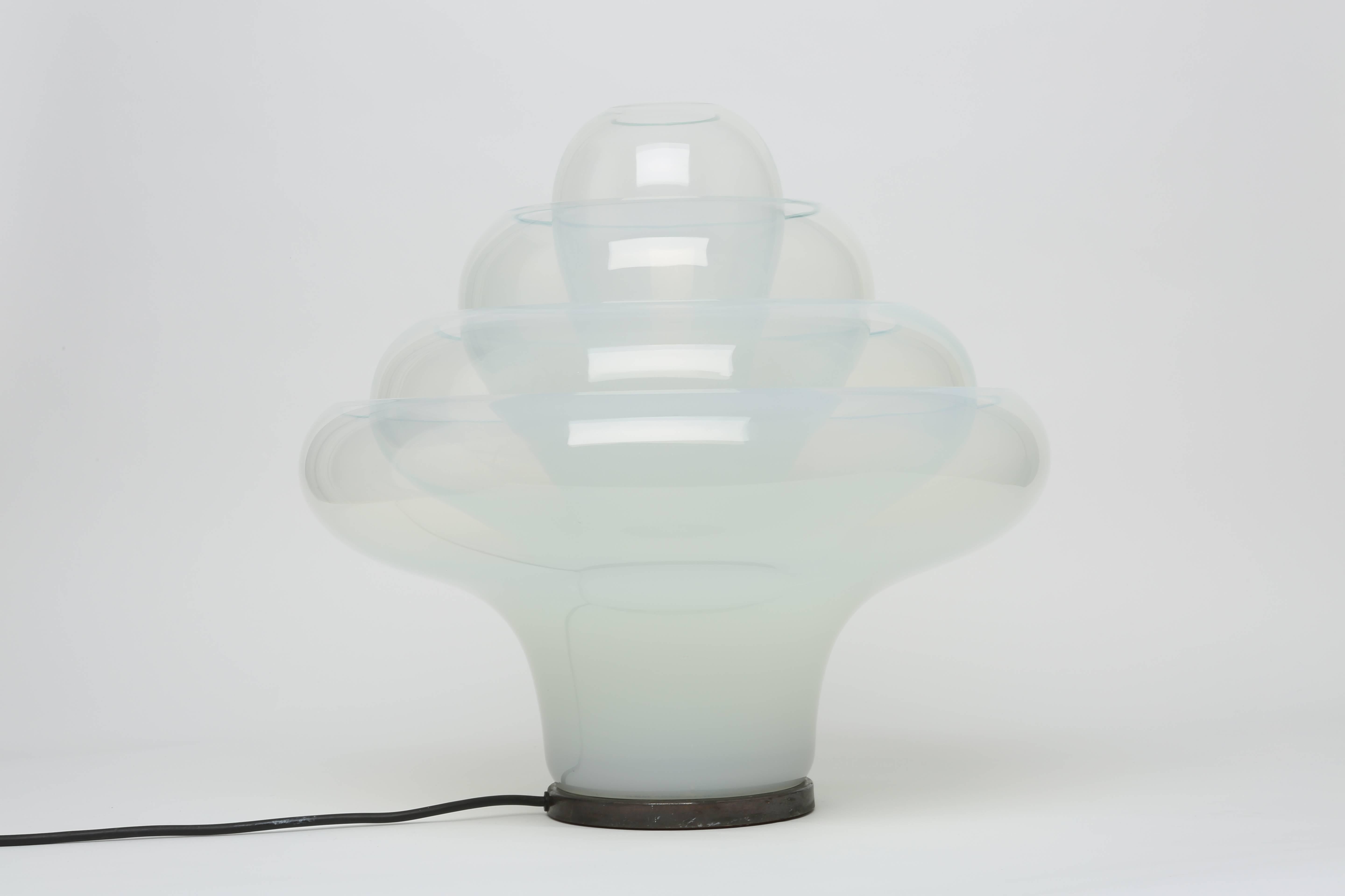 Table lamp "Lotus" by Carlo Nason for Mazzega.
Model LT305.
Murano glass and metal base.
 