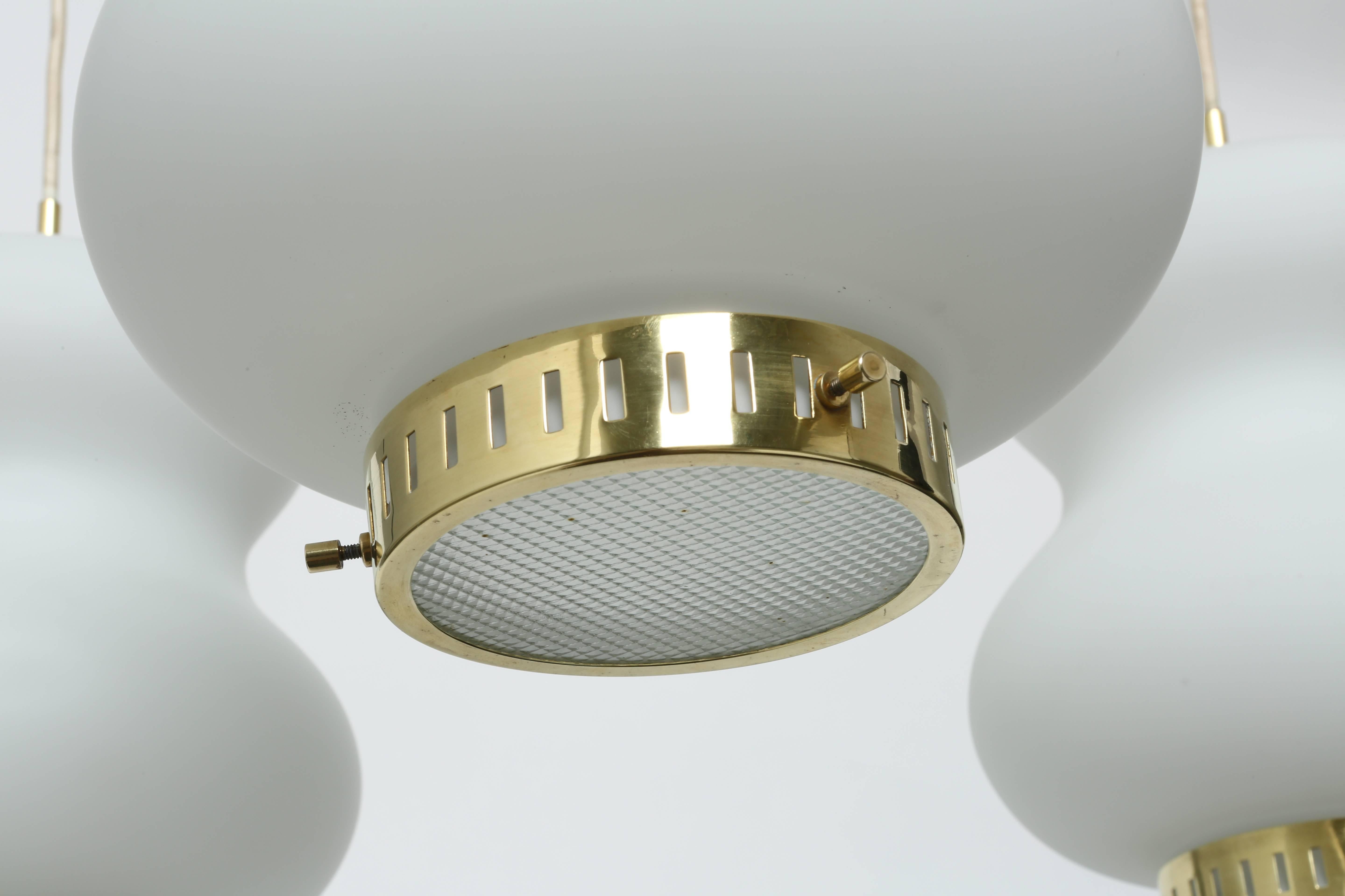Satinato Ciondolo a soffitto a tre luci Stilnovo in vendita