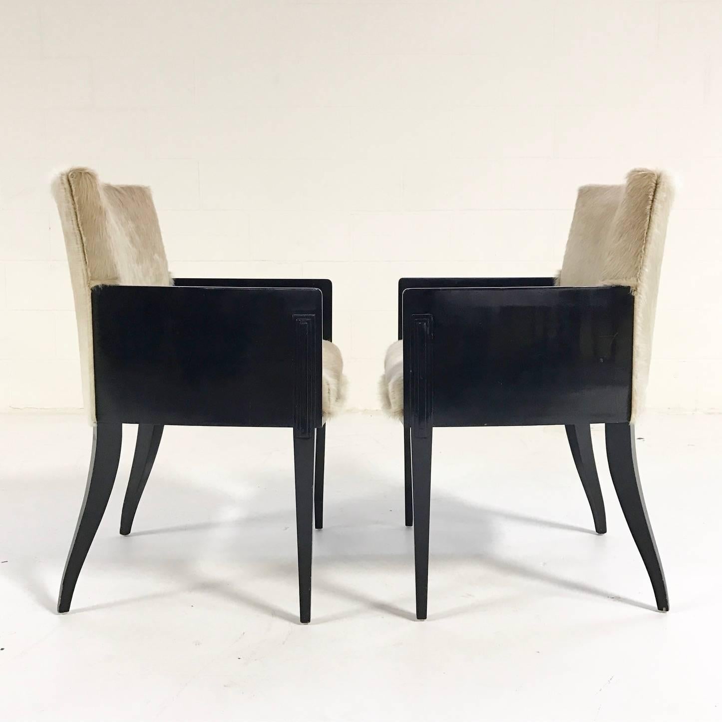 Pair of Art Deco Black Lacquered Armchairs in Brazilian Cowhide In Excellent Condition In SAINT LOUIS, MO