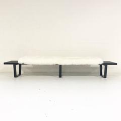 George Nelson für Herman Miller Slat Bench:: Modell 4693 mit Schaffellkissen