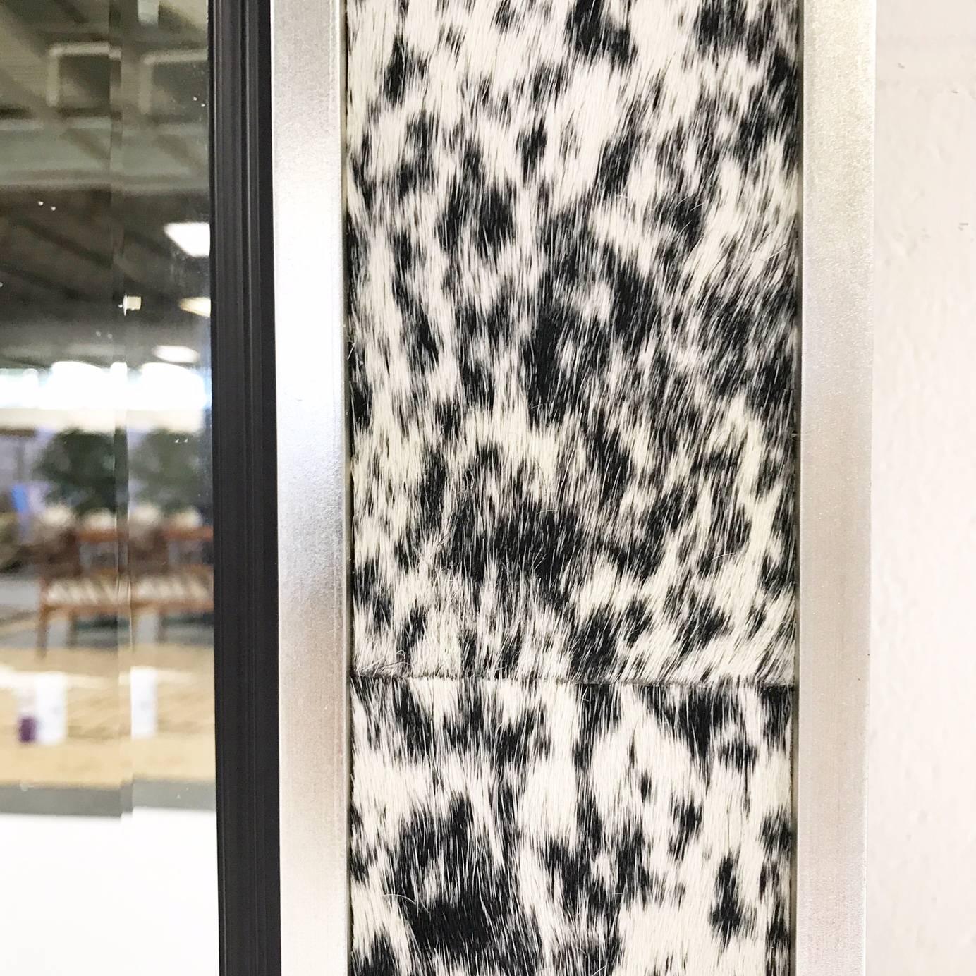 Beveled Mirror in Natural Speckled Cowhide and Silver Finish Frame In Excellent Condition In SAINT LOUIS, MO