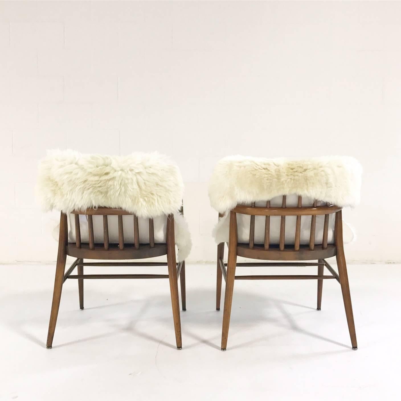 Vintage Paul McCobb Captain Chairs with Brazilian Sheepskins, Pair In Excellent Condition In SAINT LOUIS, MO
