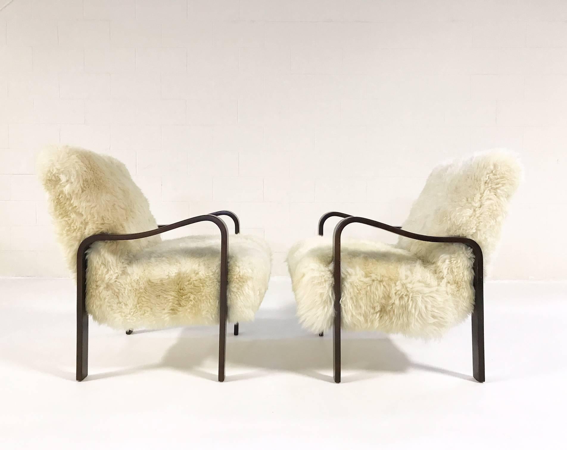 Forsyth Thonet Brazilian Sheepskin Pair of Armchairs In Excellent Condition In SAINT LOUIS, MO