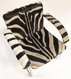 Pareja de sillas Giovanni Offredi para Saporiti restauradas en piel de cebra