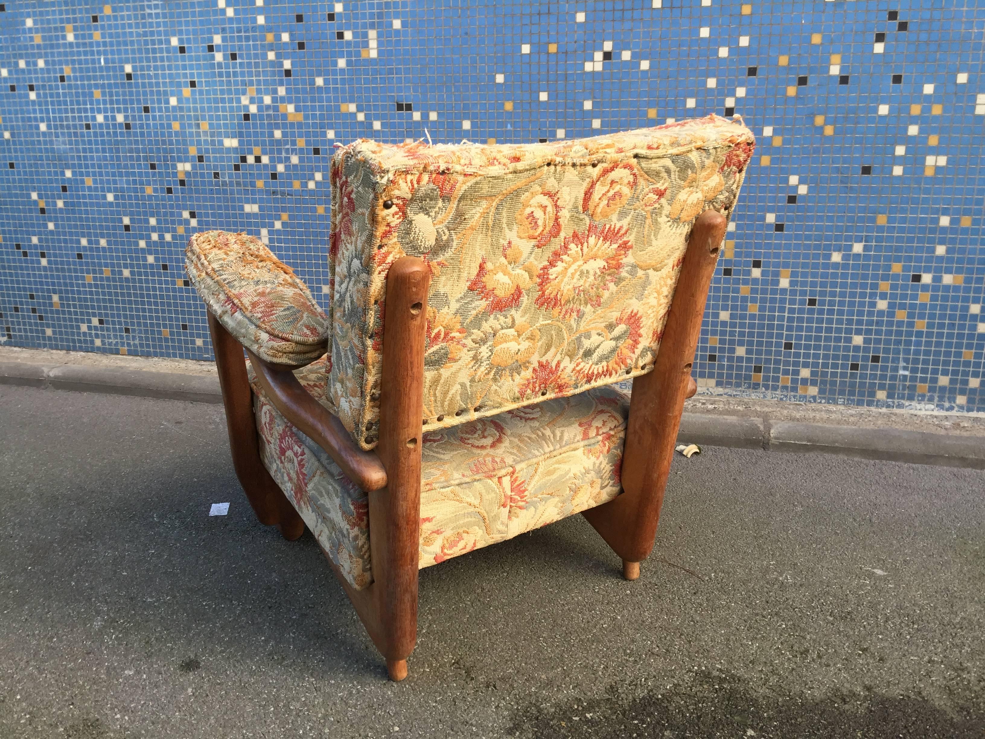 Guillerme et Chambron, Oak Armchair Edition Votre Maison, circa 1970 In Good Condition For Sale In Saint-Ouen, FR