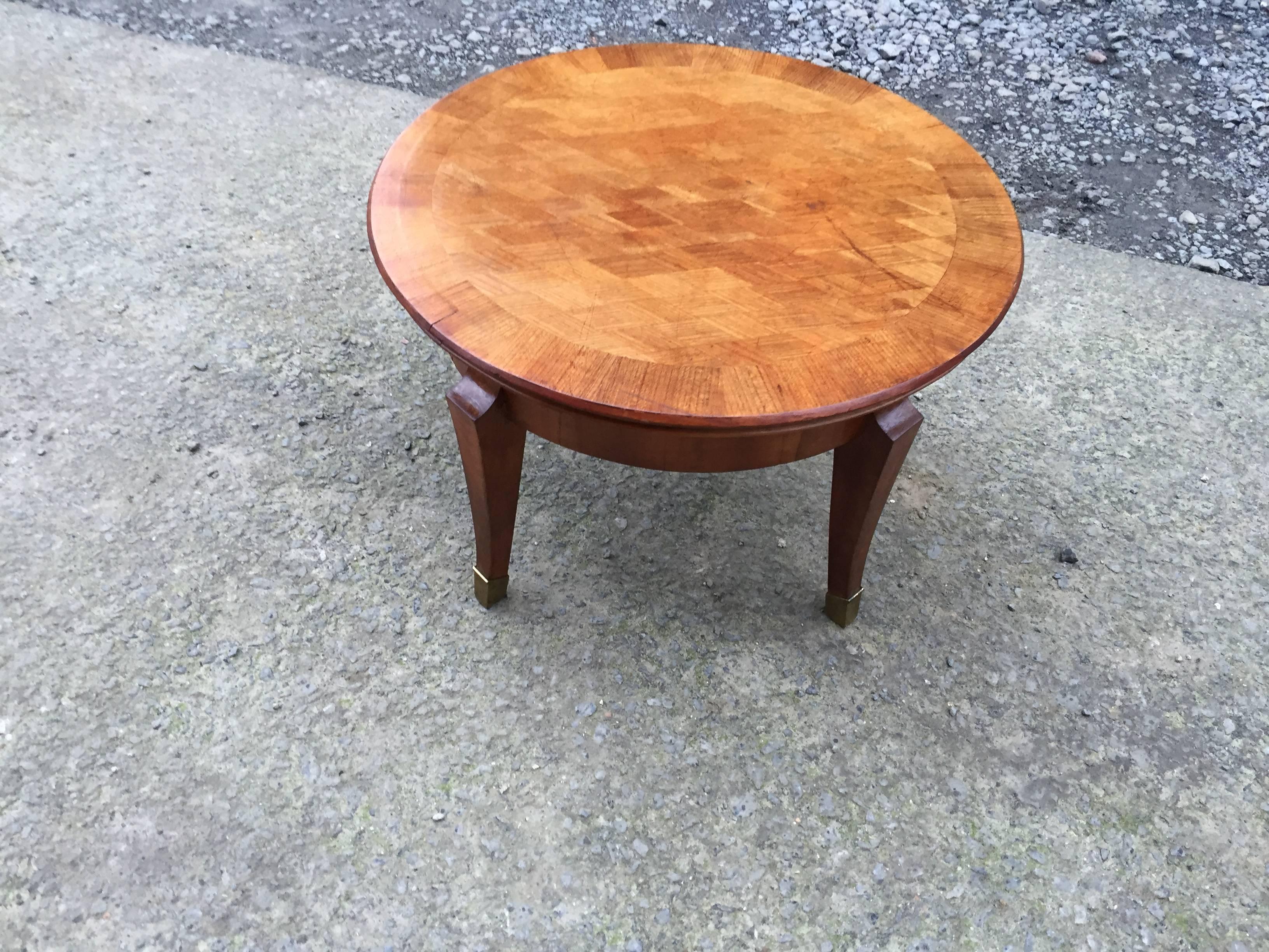 Gueridon Art Deco in Veneer of walnut, and Bronze, circa 1940 For Sale 1