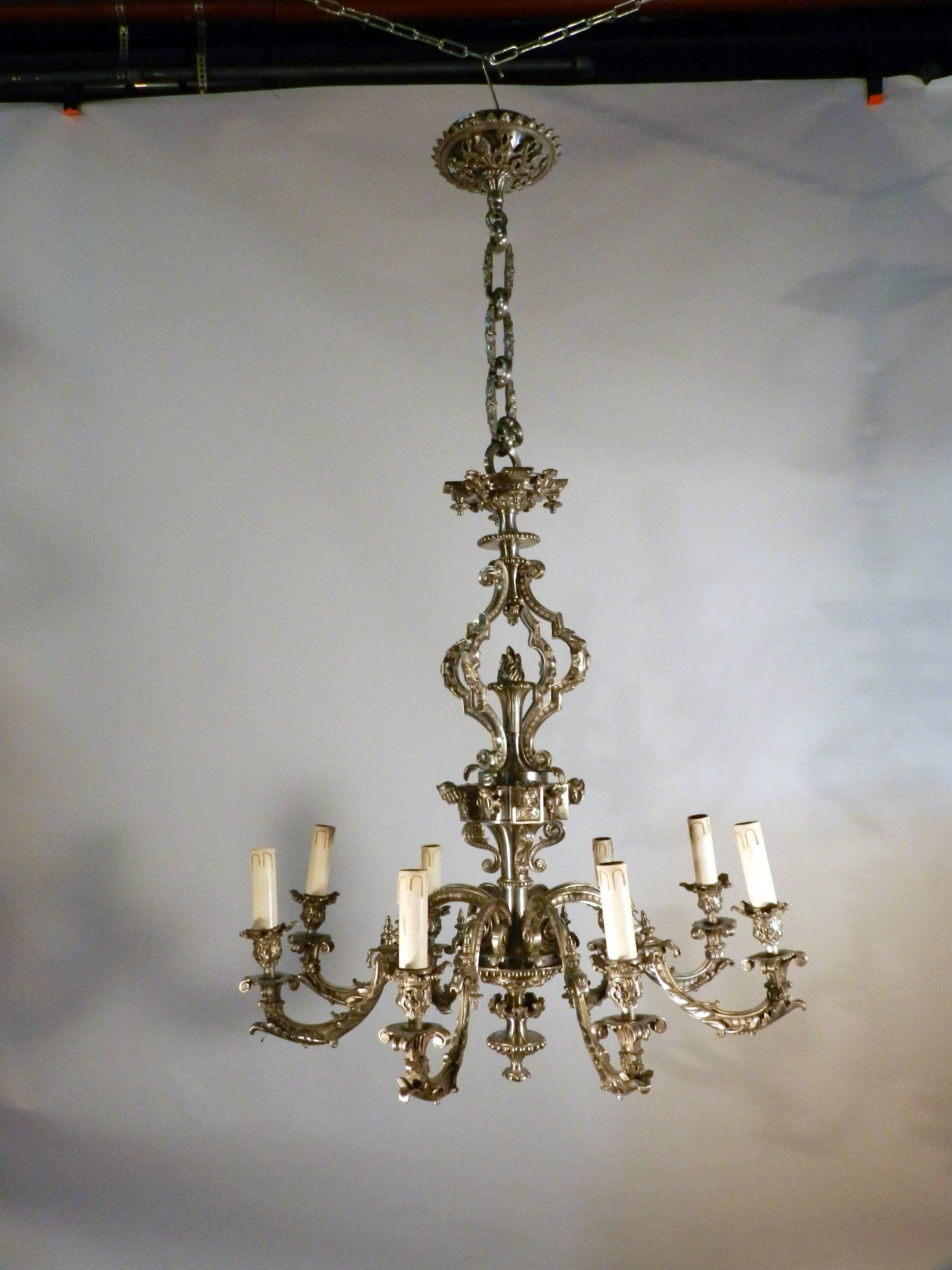 19th French Silvered Bronze Neoclassical Eight-Light Chandelier For Sale 1