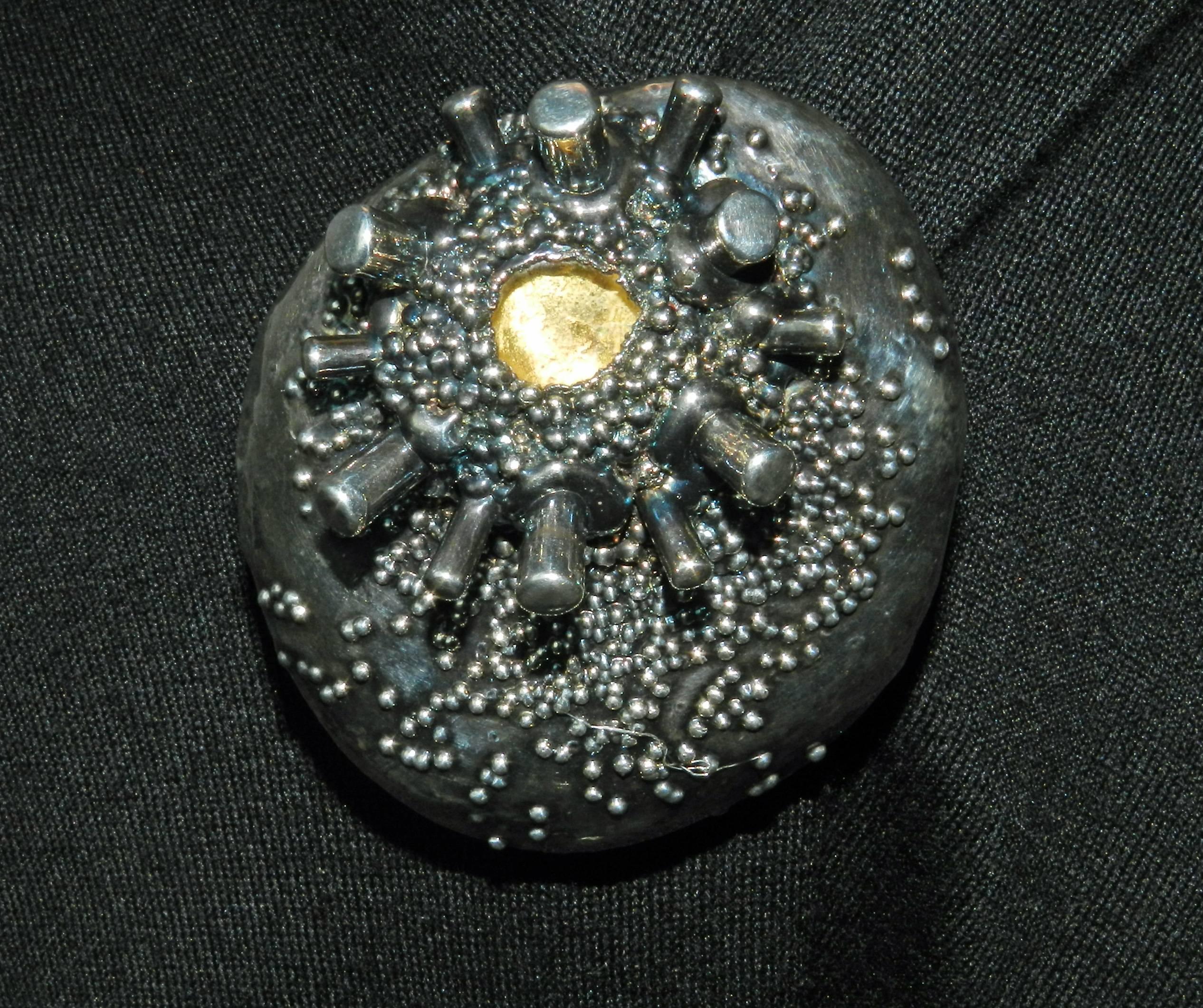 Contemporary Brooch by Giorgio Vigna, One-of-a-Kind Silver and Murano Glass on a Gold Leaf For Sale