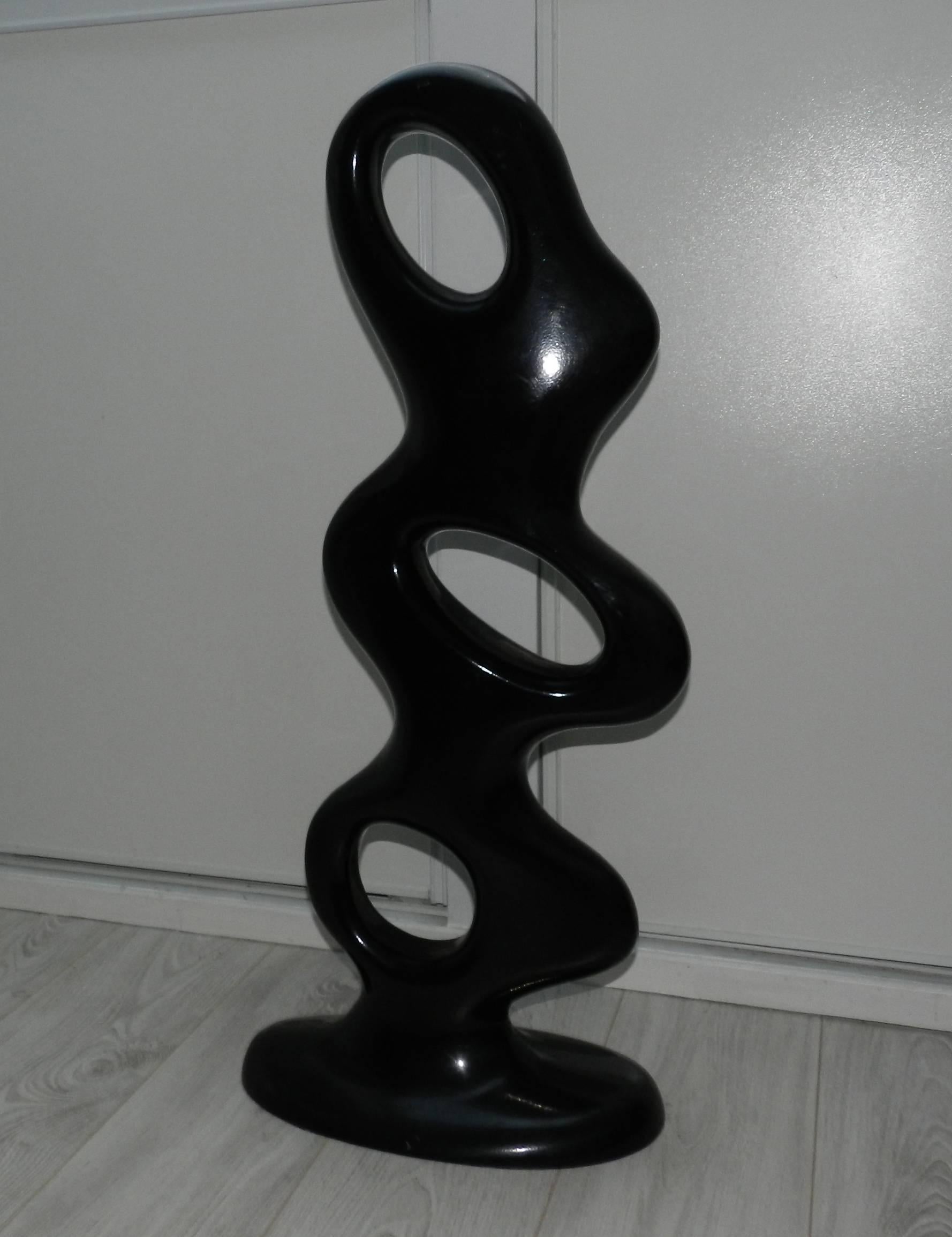 Decorative piece of art, circa 1970 lacquered metal.
Missing some painting on the base.