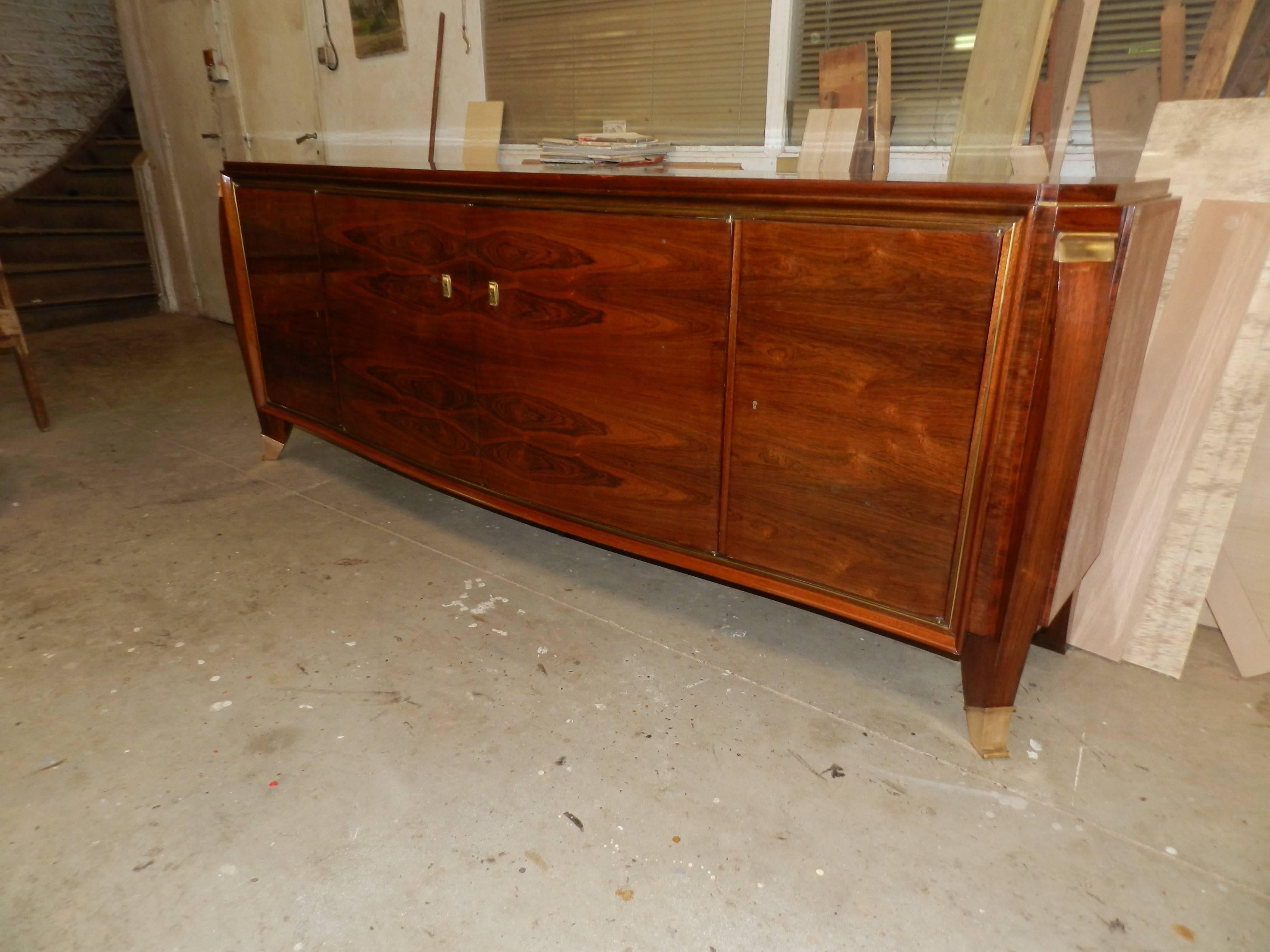 Maurice Rinck, Large Sideboard in Rosewood Veneer and Gilt Bronze In Excellent Condition In Saint-Ouen, FR