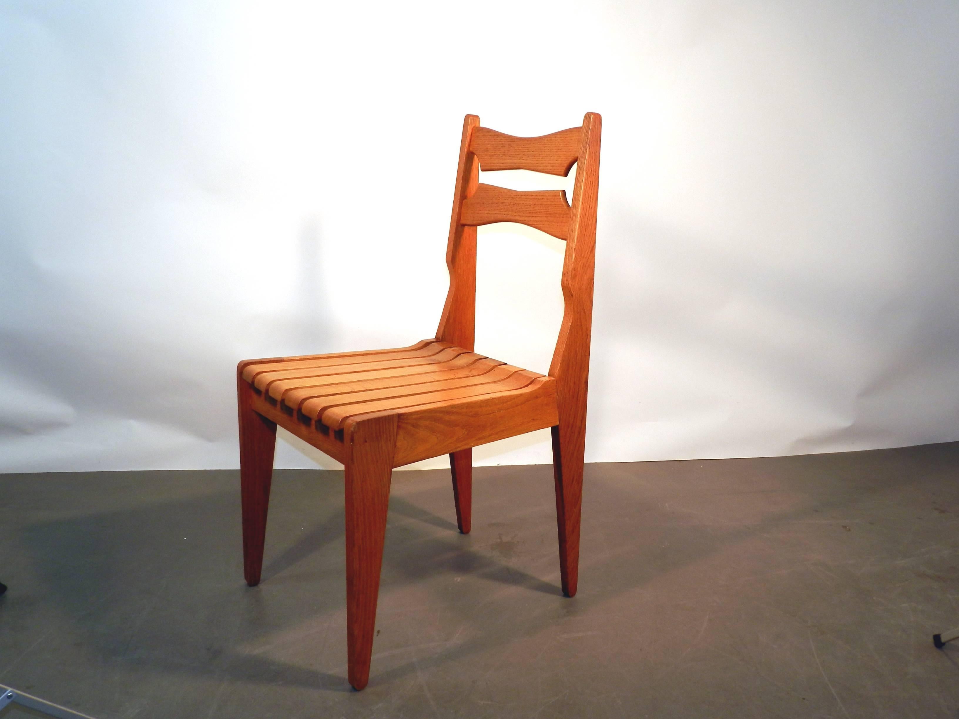 Set of Six Oak Chairs by Guillerme et Chambron for Votre Maison, circa 1960 In Excellent Condition For Sale In Saint-Ouen, FR