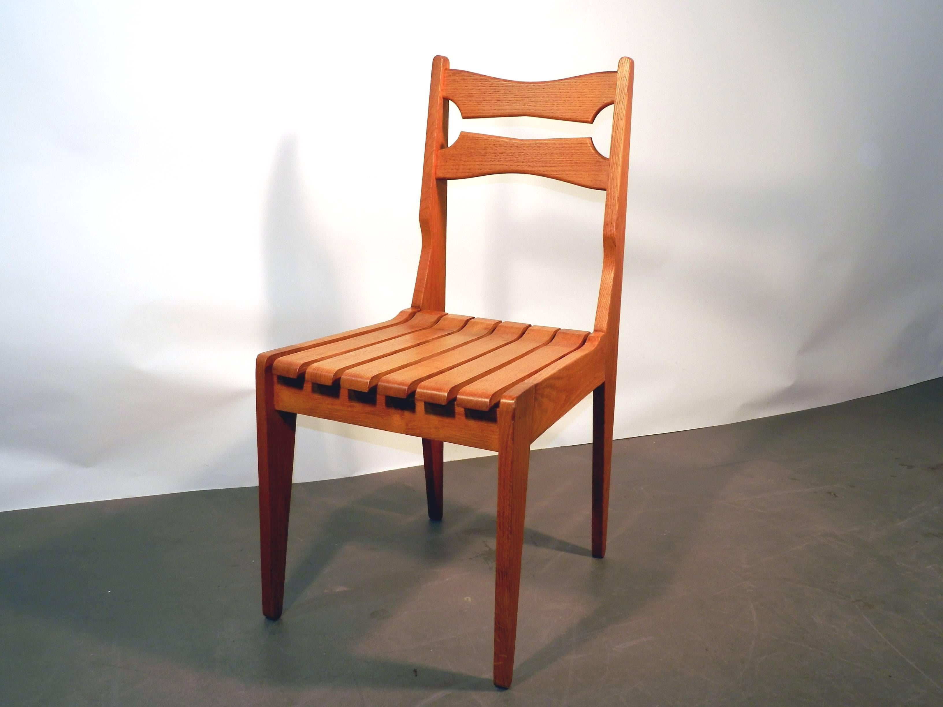 Mid-20th Century Set of Six Oak Chairs by Guillerme et Chambron for Votre Maison, circa 1960 For Sale