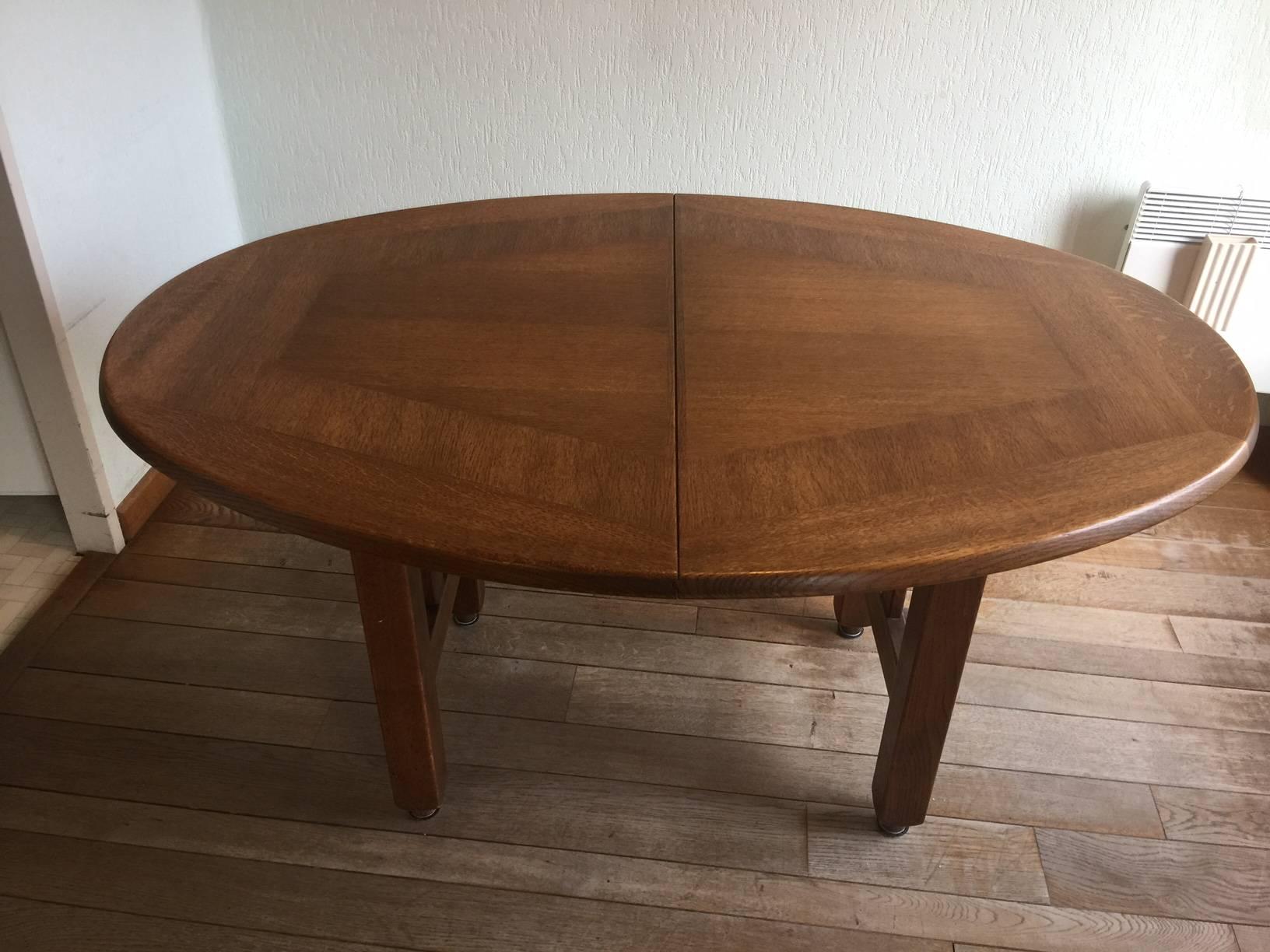 Guillerme et Chambron, oak table, edition Votre Maison, circa 1960
with two leaves.
74x218x102cm with leaves