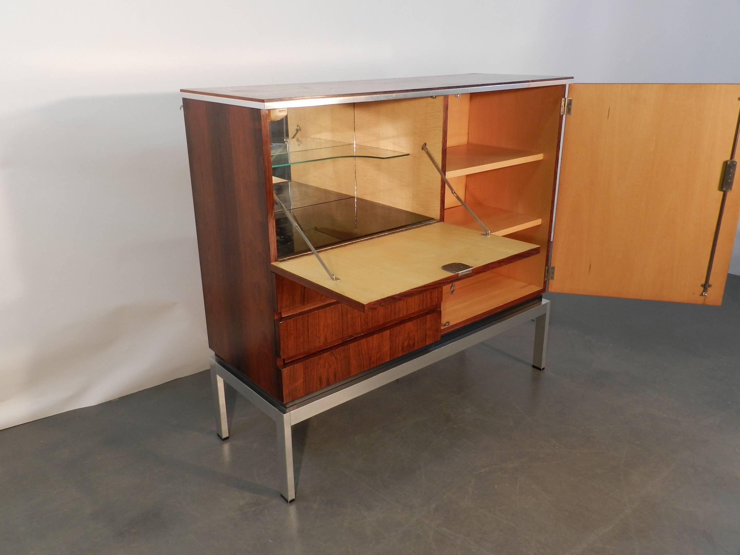 Mid-Century Modern 1970 Storage Cabinet in Rosewood Veneer and Chrome For Sale