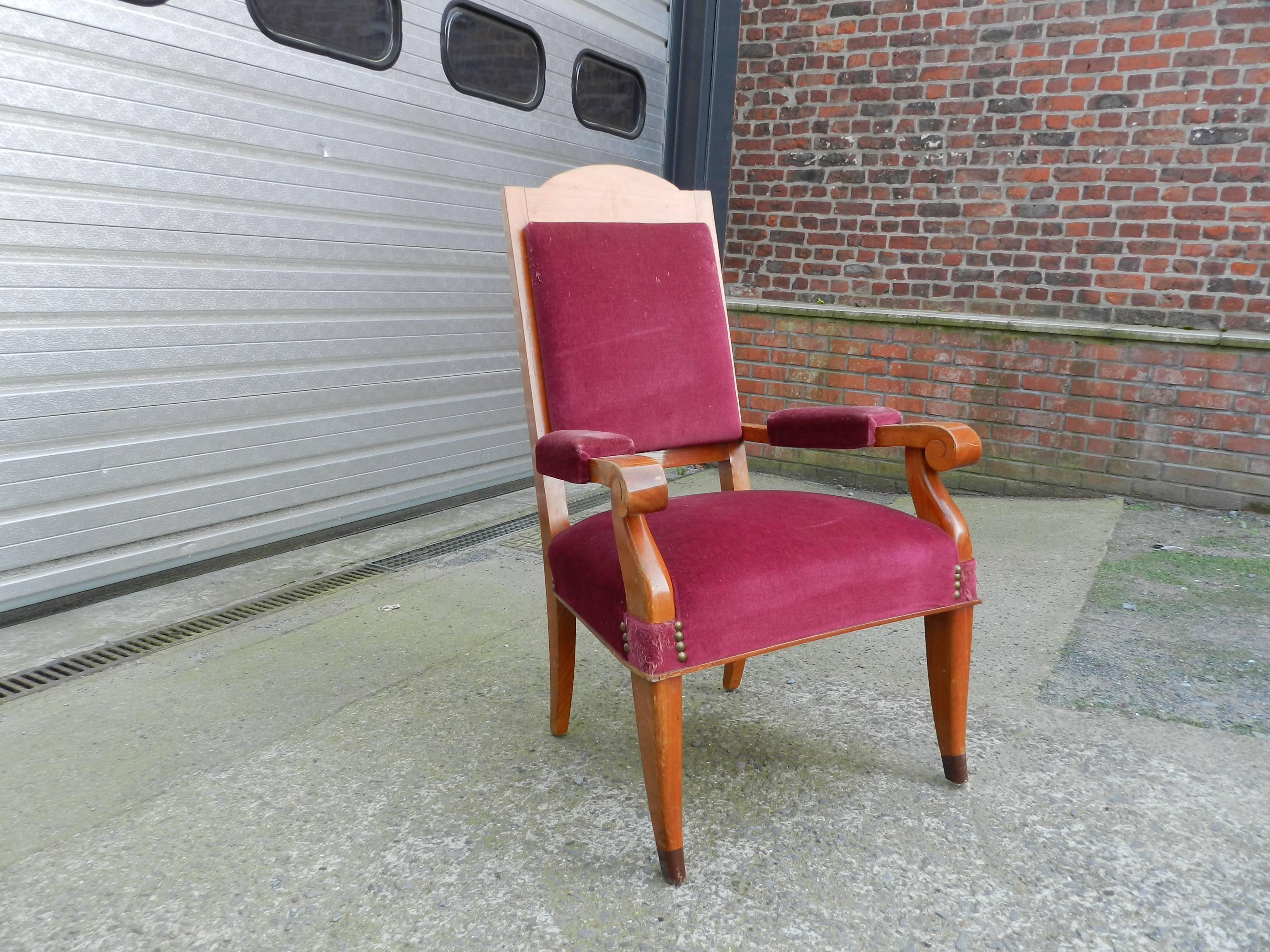 Velvet Set of Five Large Art Deco Armchairs in Cherry in the Style of Andre Arbus For Sale