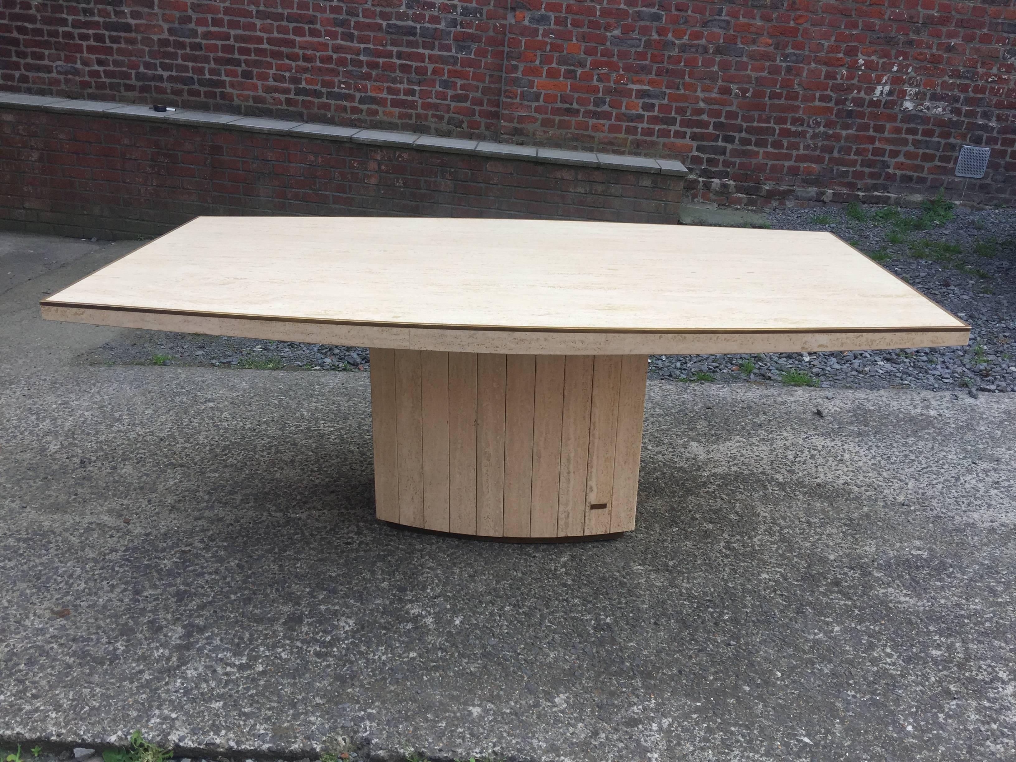 Jean Charles, large table in travertine circa 1980, signed.
 