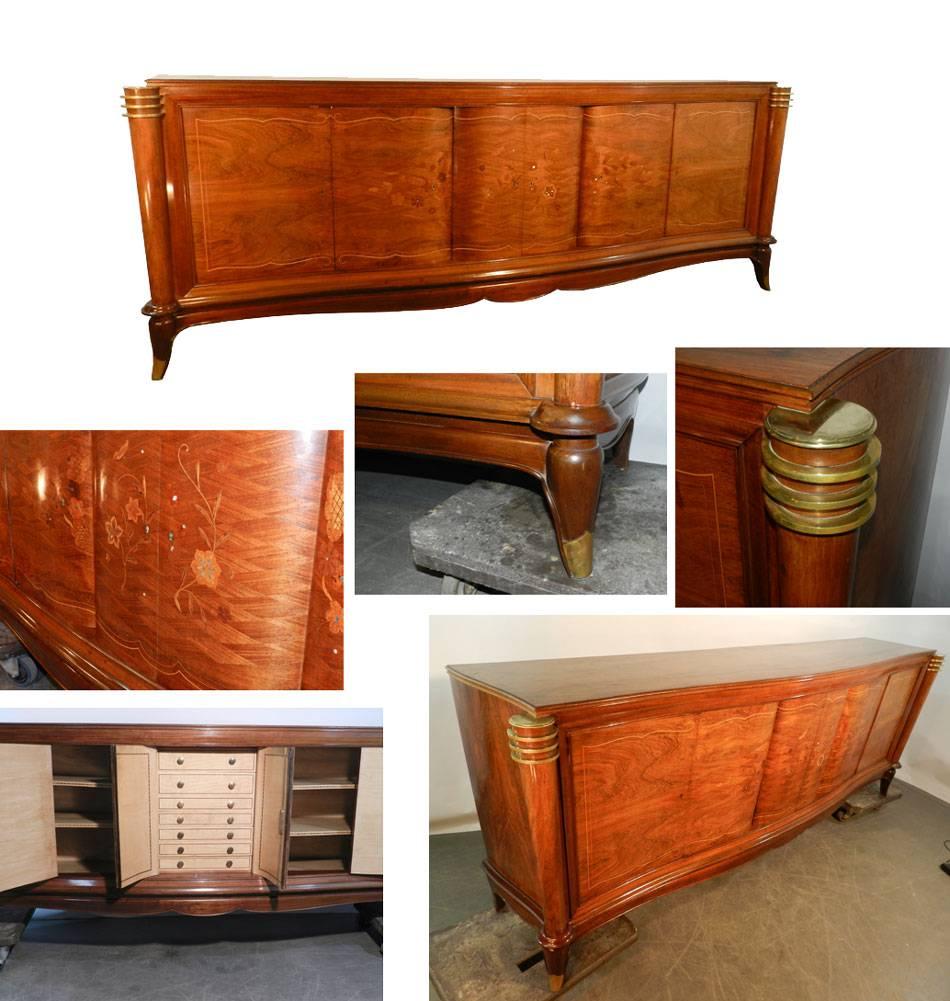 Jules Leleu (in the style of) Large and Elegant Art Deco walnut and bronze sideboard, circa 1930.
Fully restored, French varnish.
