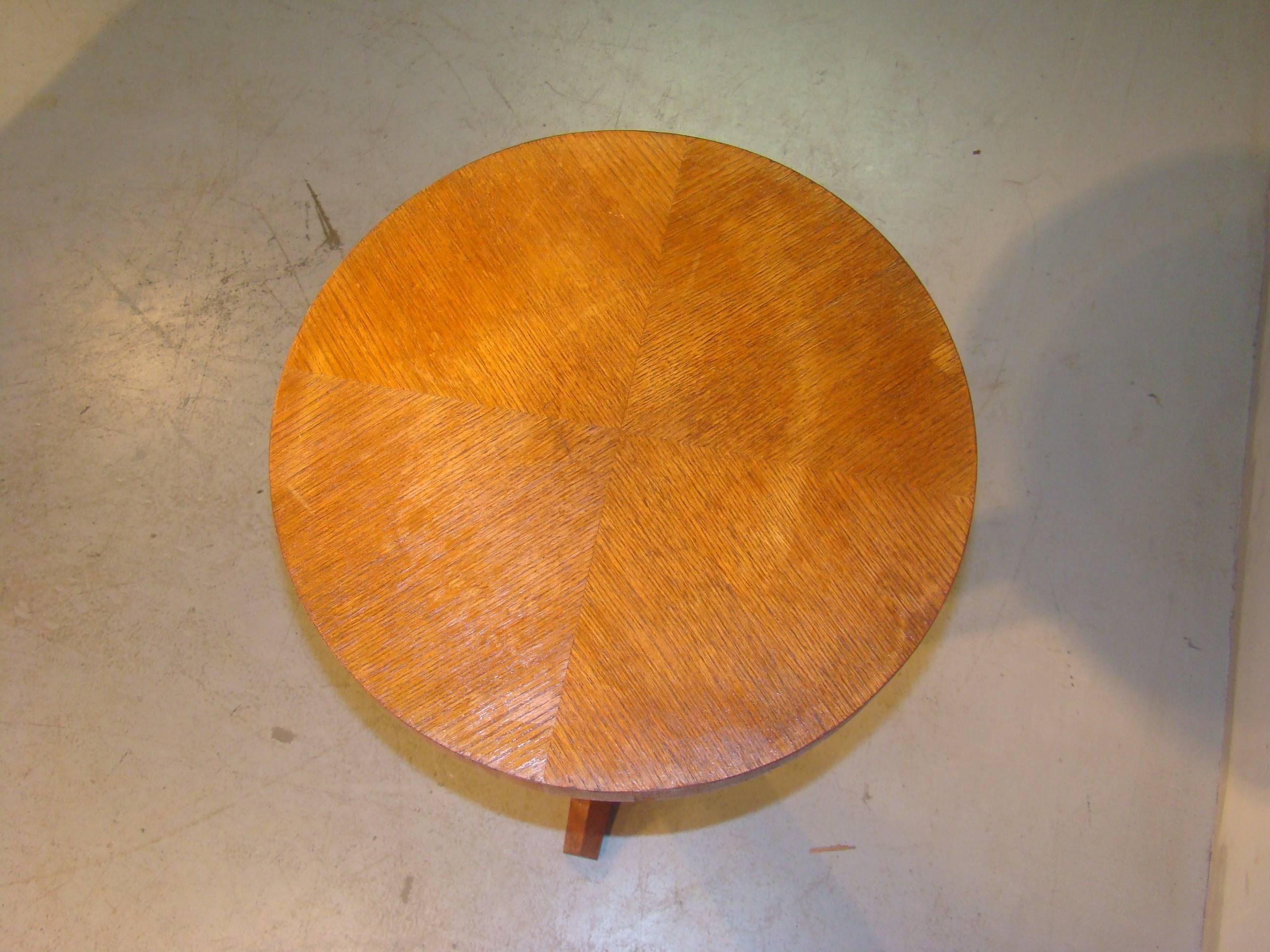 Art Deco Oak Gueridon, circa 1940, in the Style of Charles Dudouyt For Sale 1