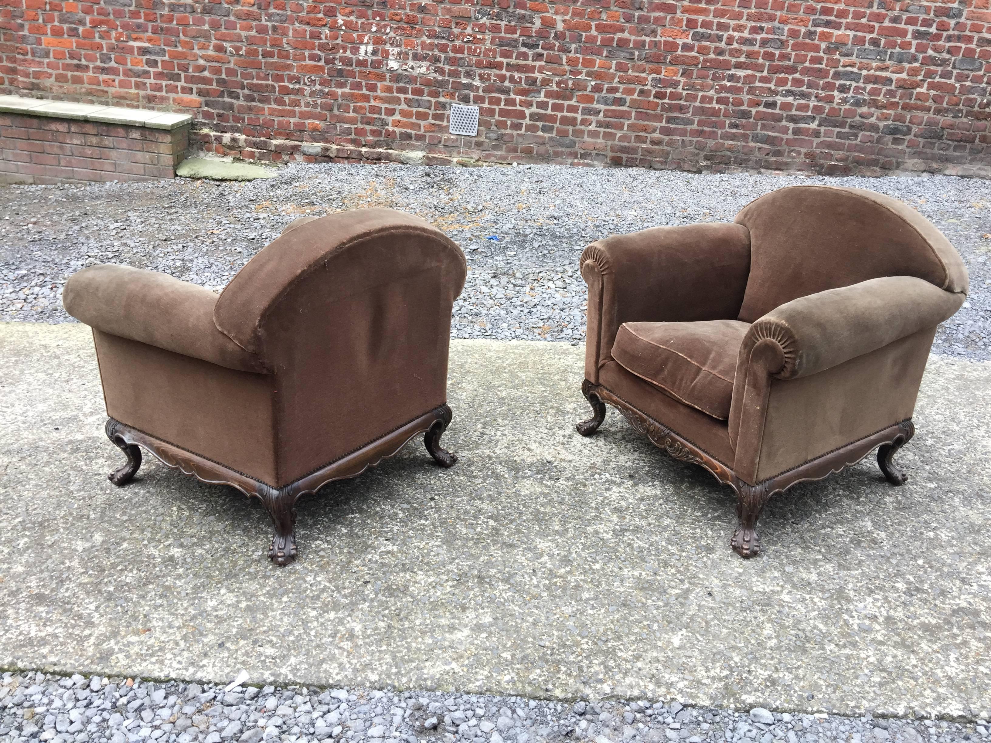Pair of style Queen Anne armchairs, circa 1930
Fabric used.