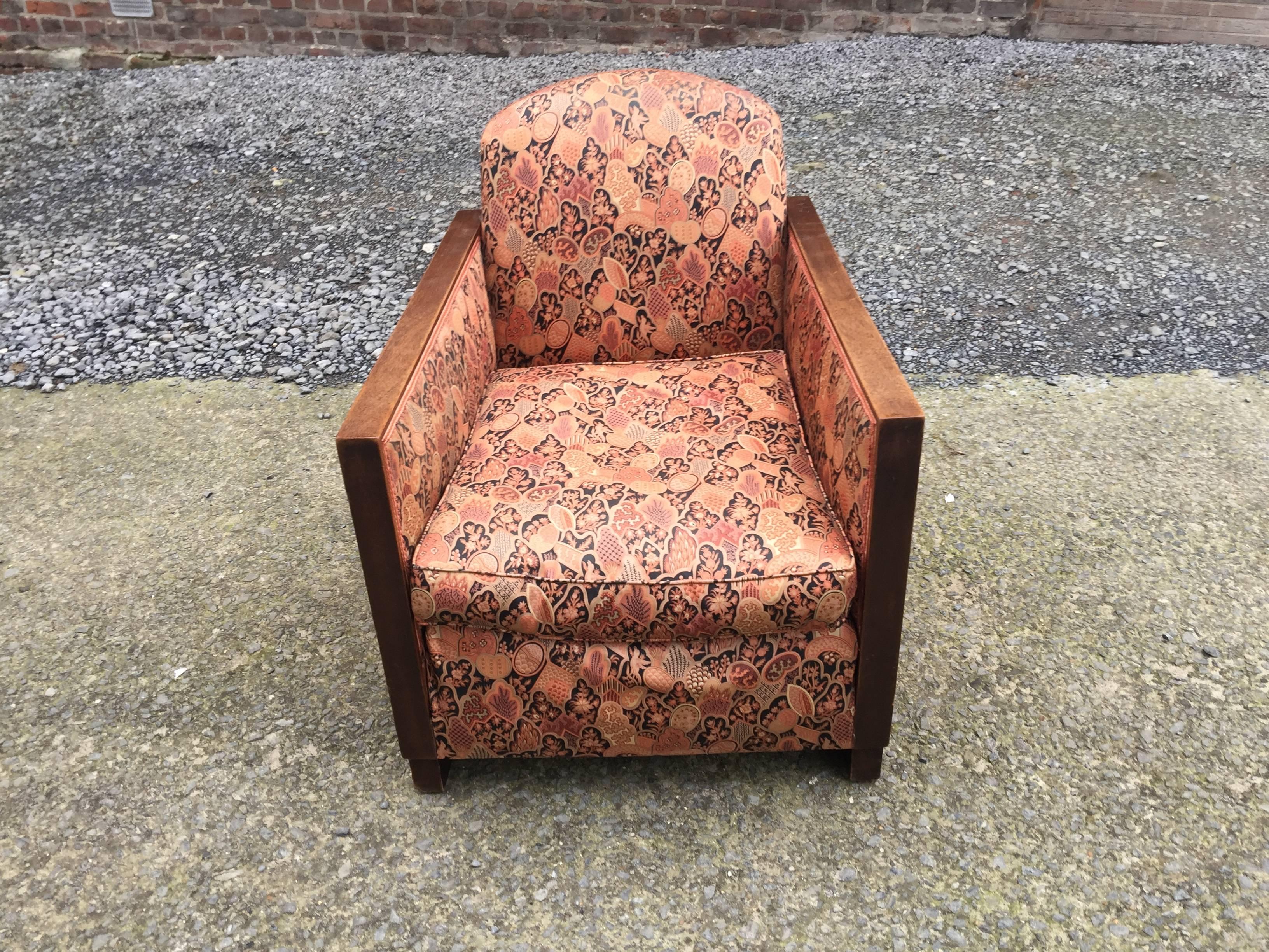 Mid-20th Century Pair of Art Deco Armchairs, Walnut Structure For Sale