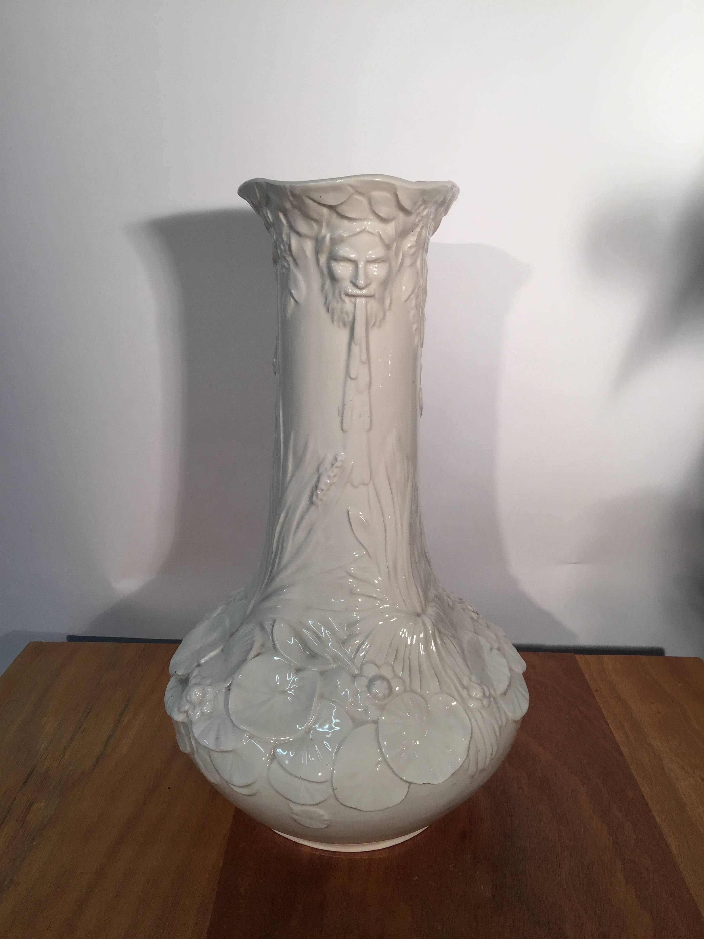Pareja de jarrones de cerámica Art Nouveau, Italia, hacia 1950 Italiano en venta
