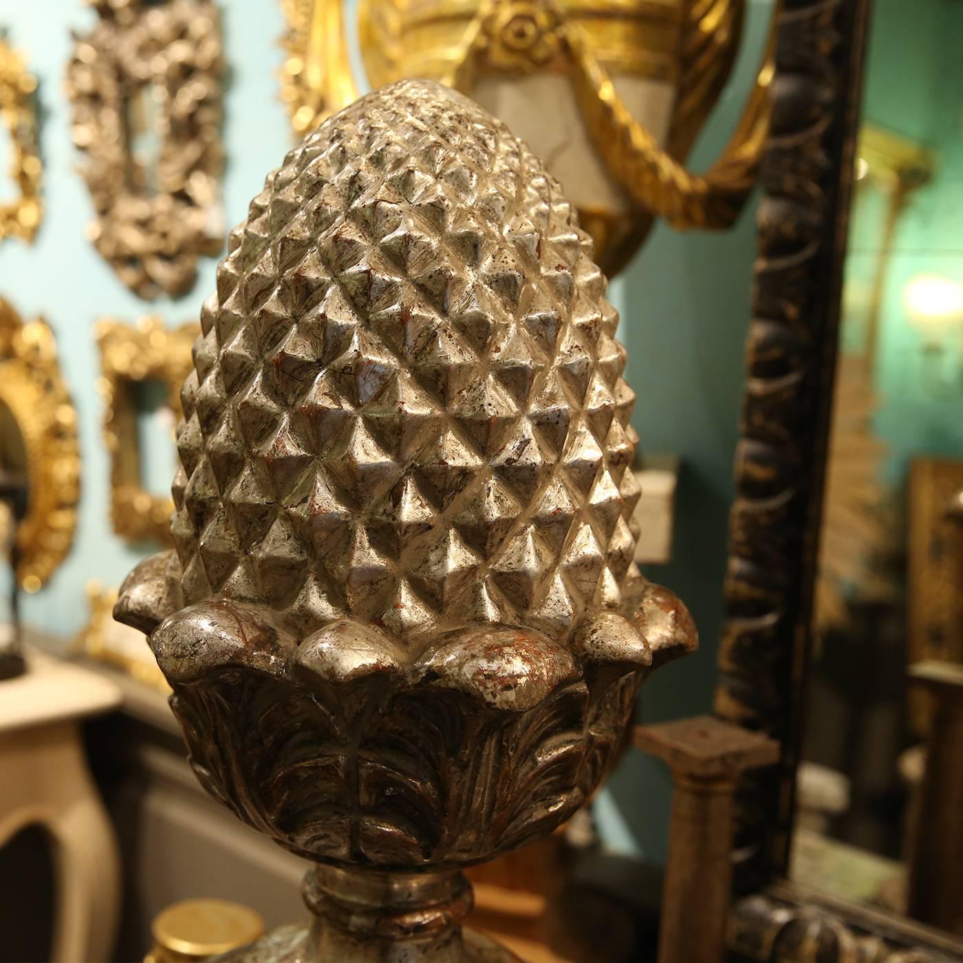 This is a one-off decorative pine-cone by Florentine carver Castorina. It is entirely hand-carved and embellished with pure silver leaf with an antique finish.