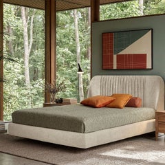 Alba Fluttuante Oyster Bouclé King Size Bed