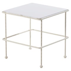 Mesita auxiliar de exterior «Top» de Liberty White Iron & Steel