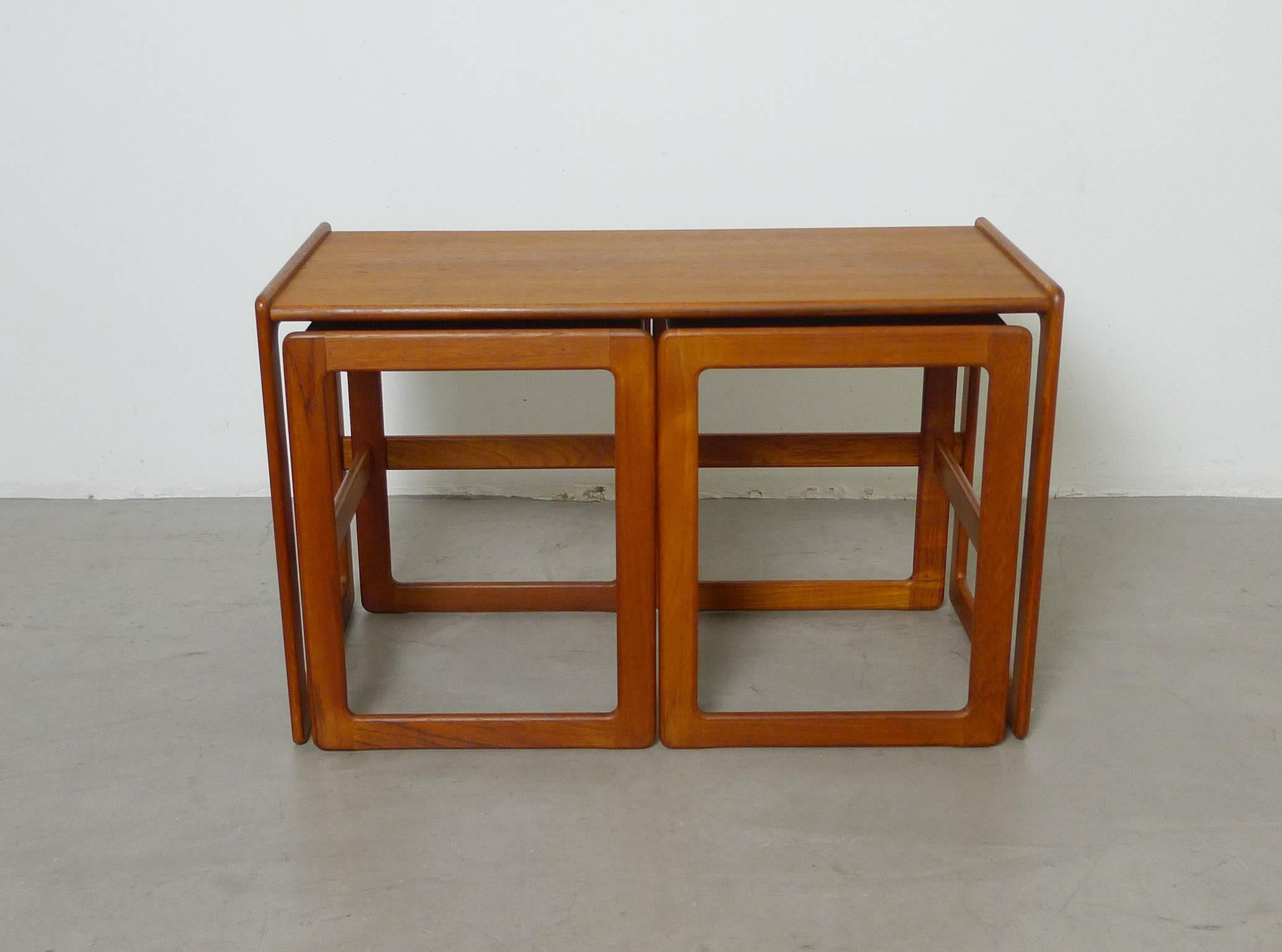 Mid-Century Modern Set of Three Arne Hovmand-Olsen Nesting Tables for Mogens Kold, Denmark, 1960s